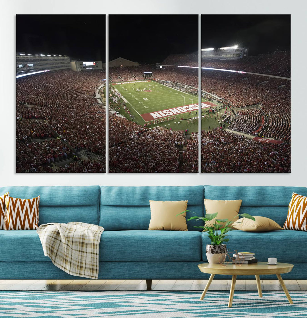 Wisconsin Badgers Football Team Print - Madison Camp Randall Stadium Wall Art Canvas Print