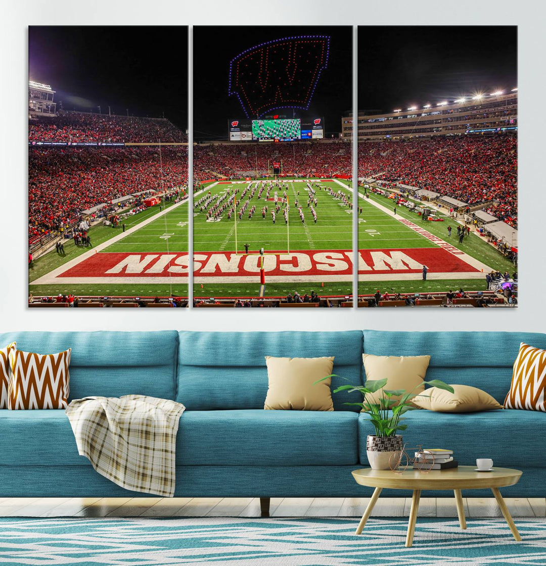 Wisconsin Badgers Football Team Print - Madison Camp Randall Stadium Wall Art Canvas Print