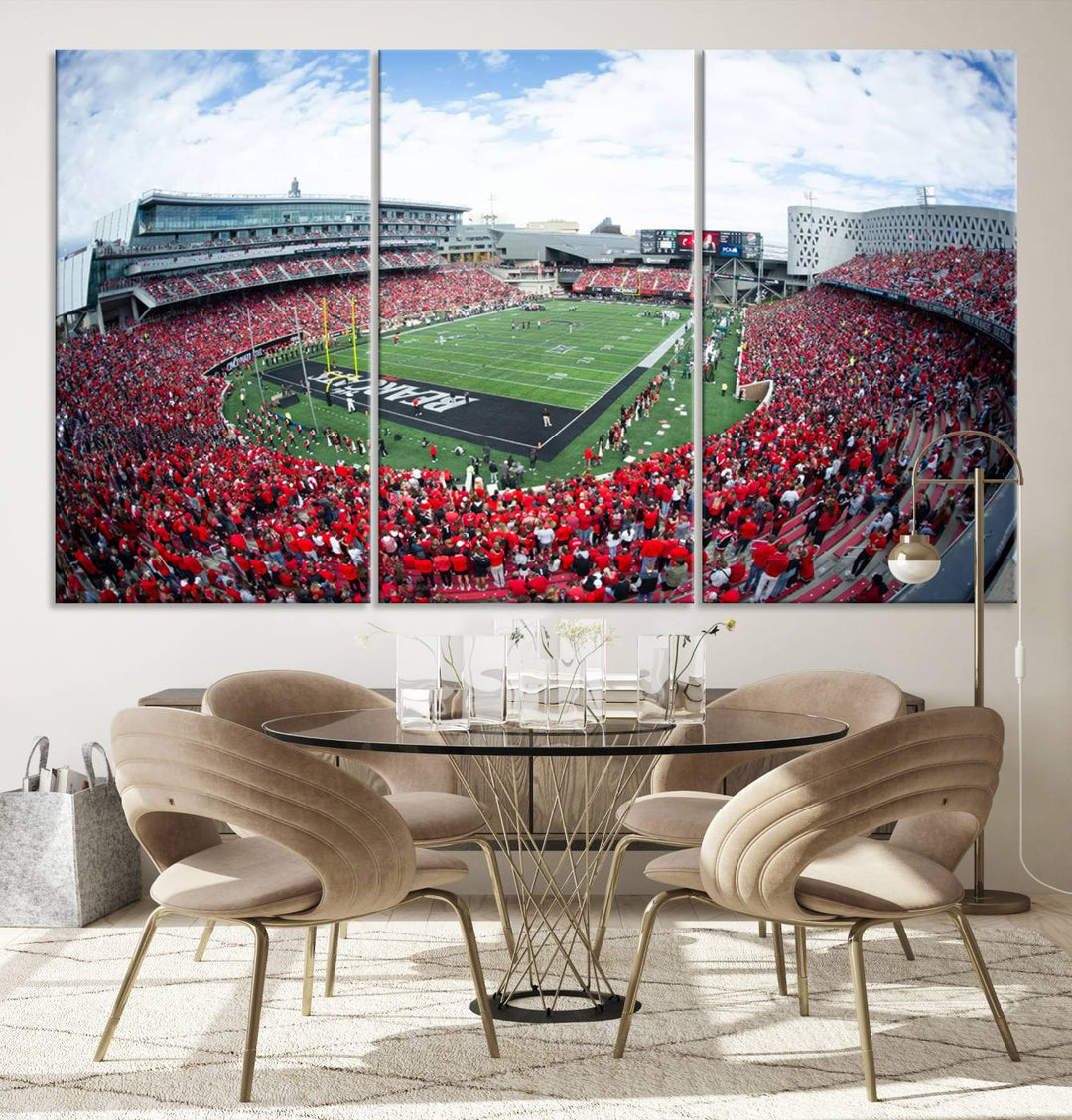 Cincinnati Bearcats Football Team Print - Nippert Stadium Wall Art Canvas Print