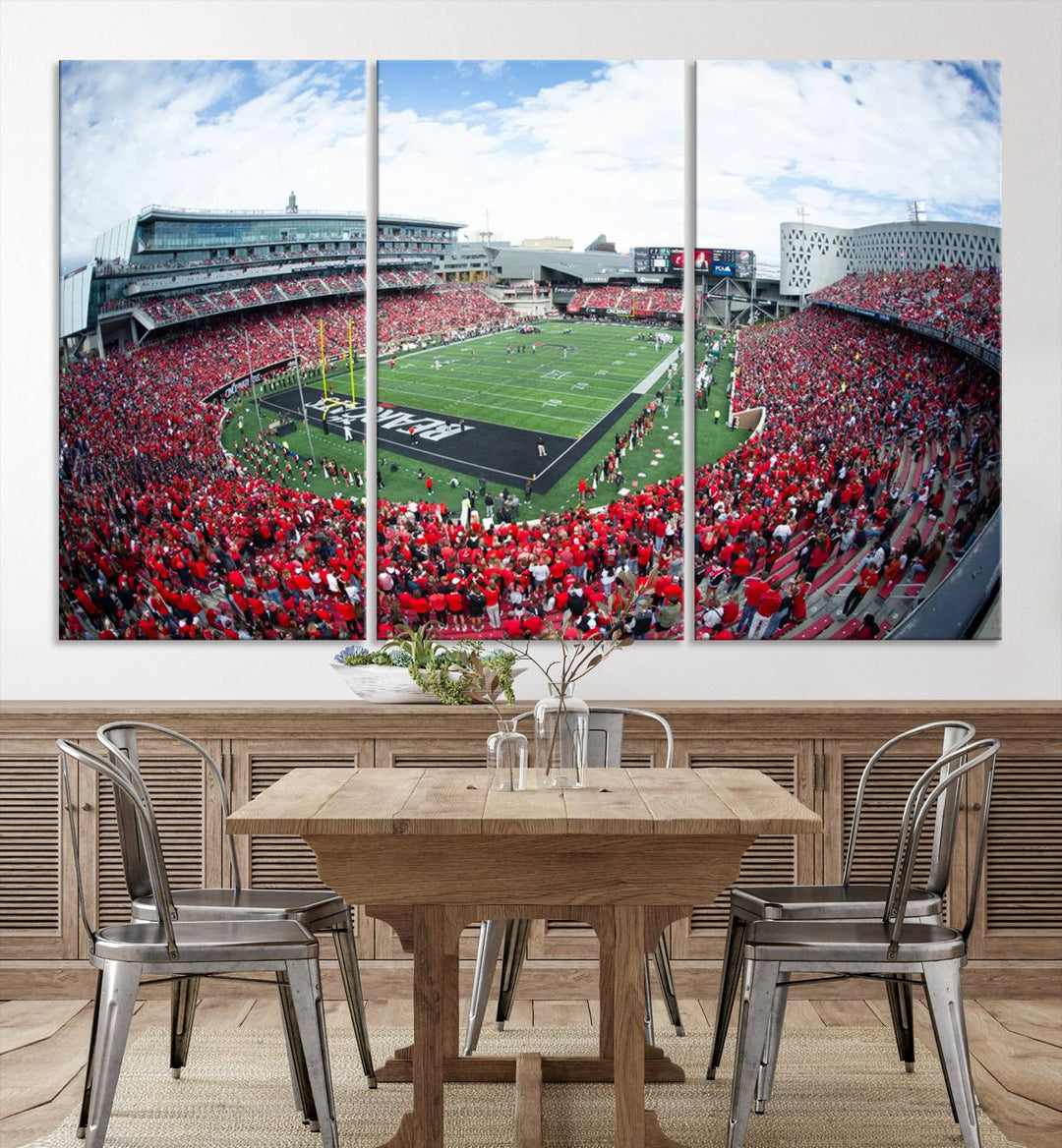 Cincinnati Bearcats Football Team Print - Nippert Stadium Wall Art Canvas Print