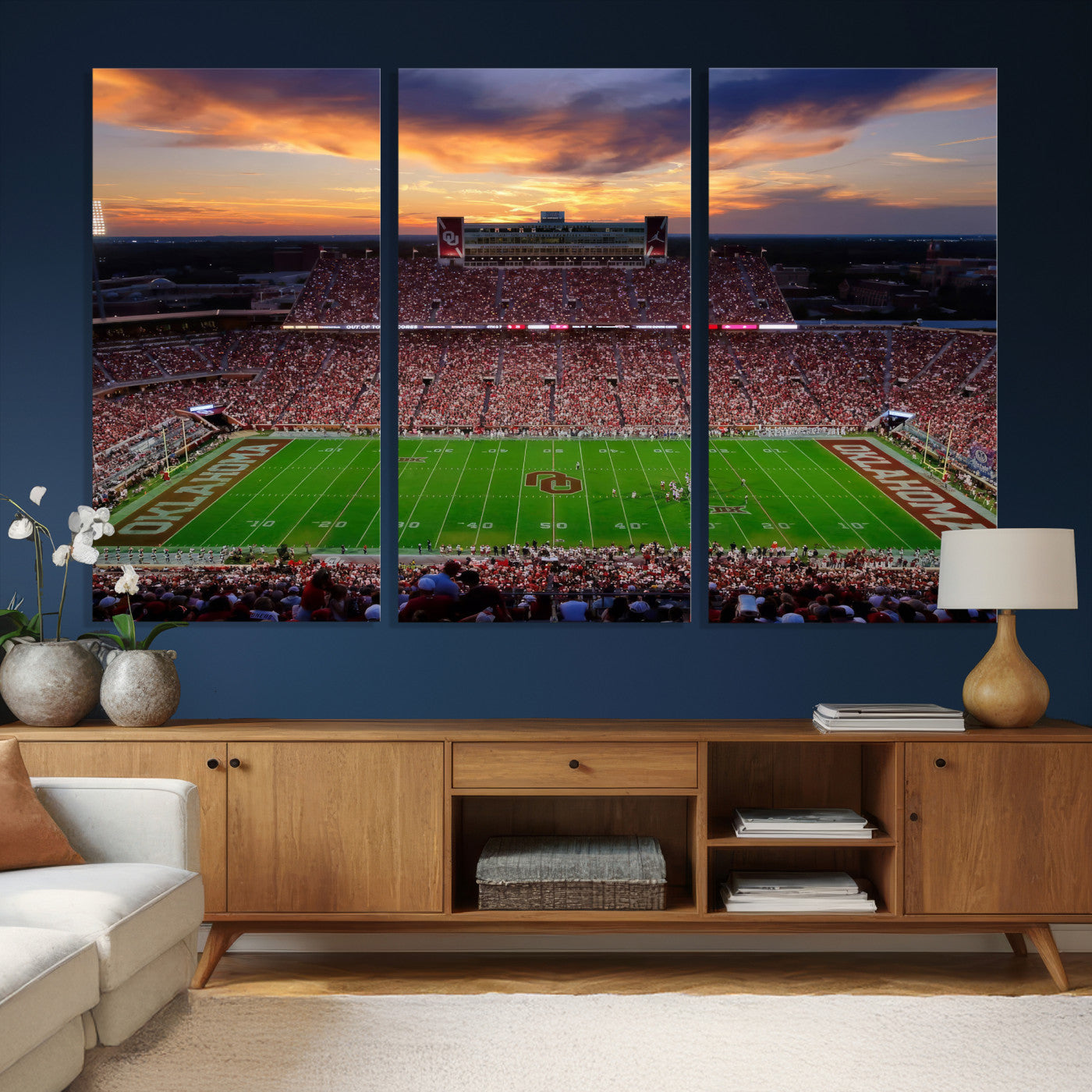 51457497-MGV-CV-36X24 - Oklahoma Sooners Stadium Wall Art Canvas Print, College Football Sunset Game Scene, OU Football Field Panorama Wall Decor