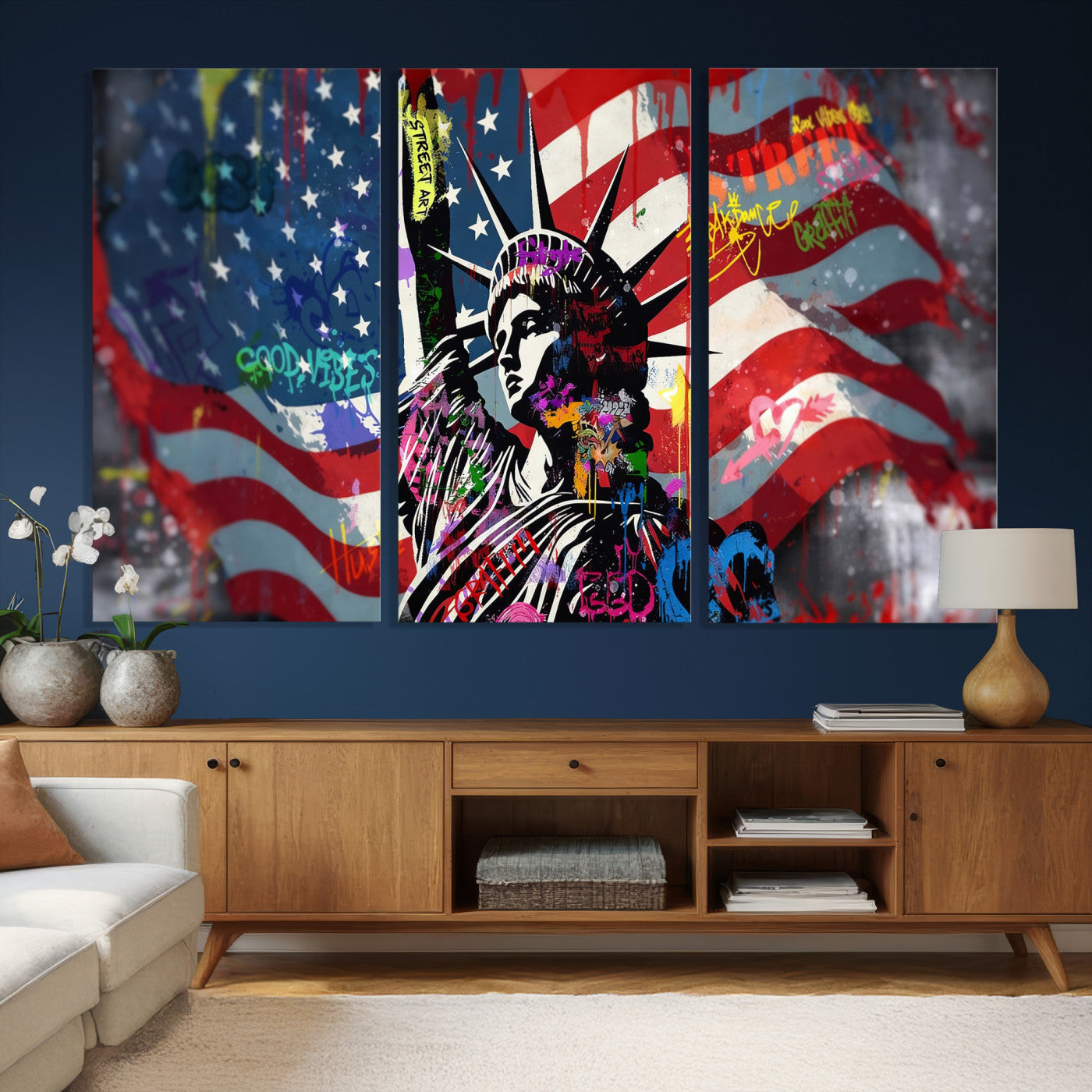 32151941-MGV-CV-36X24 - USA Statue of Liberty Graffiti Street Art Wall Art Canvas Print, American Flag Urban Pop Art Canvas Print, Modern Patriotic Street Art Contemporary Art Printing