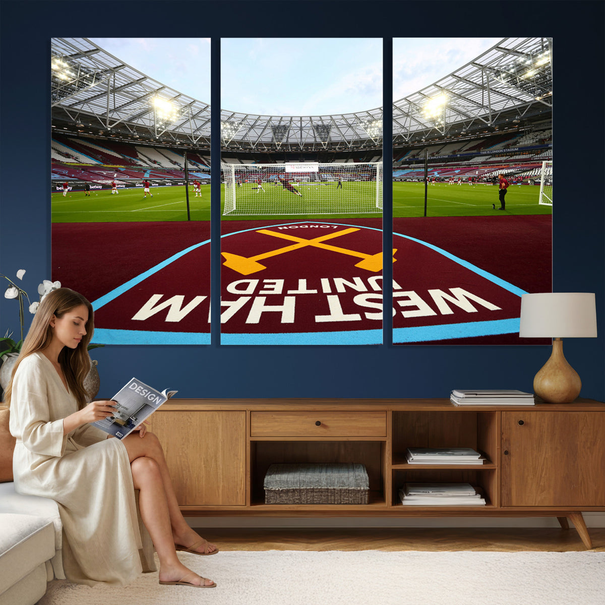 77367-MGV-CV-36X24 - West Ham United FC Stadium Canvas Wall Art, London Stadium