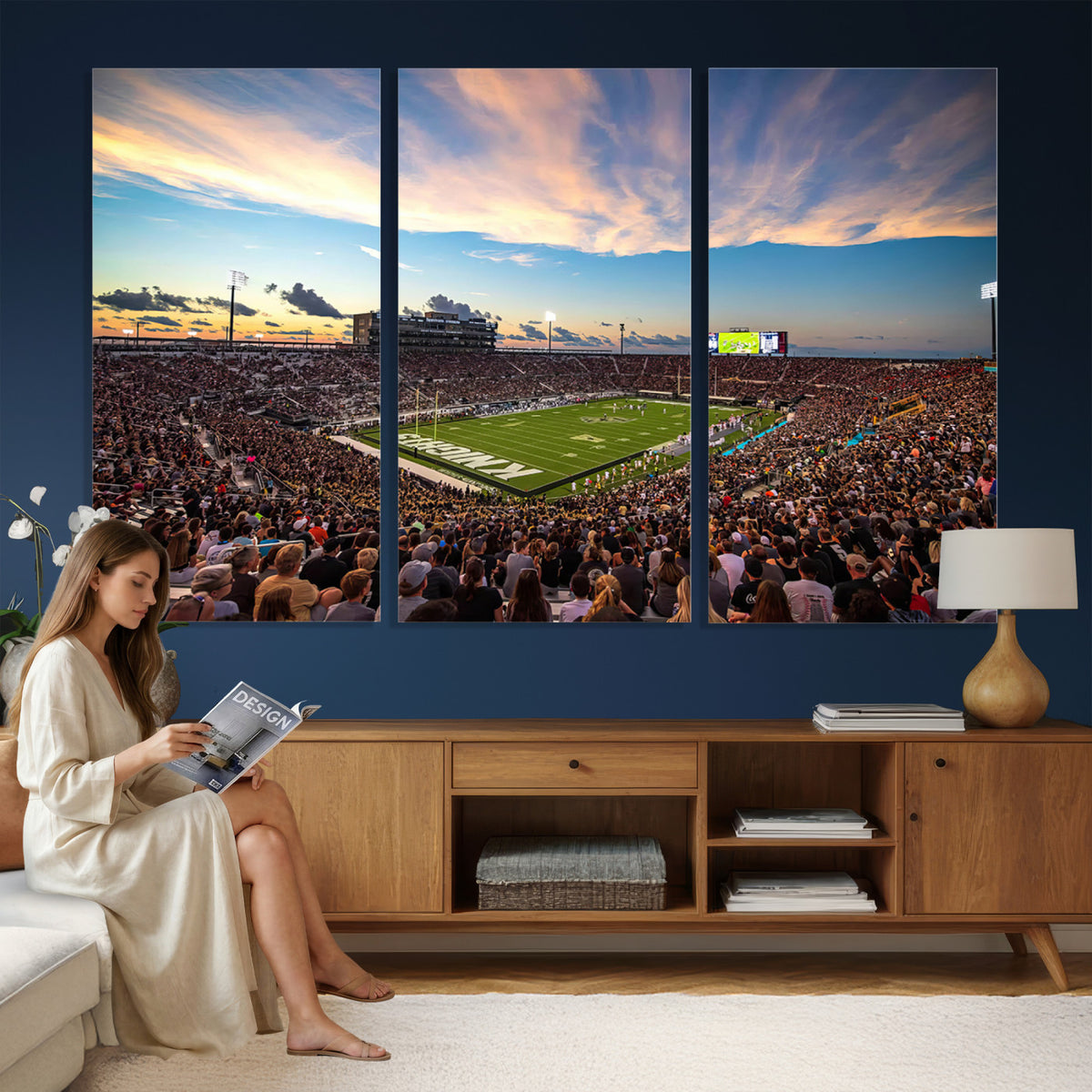 50243-MGV-CV-36X24 - UCF Knights Football Team Print - Orlando FBC Mortgage Stadium Wall Art Canvas Print