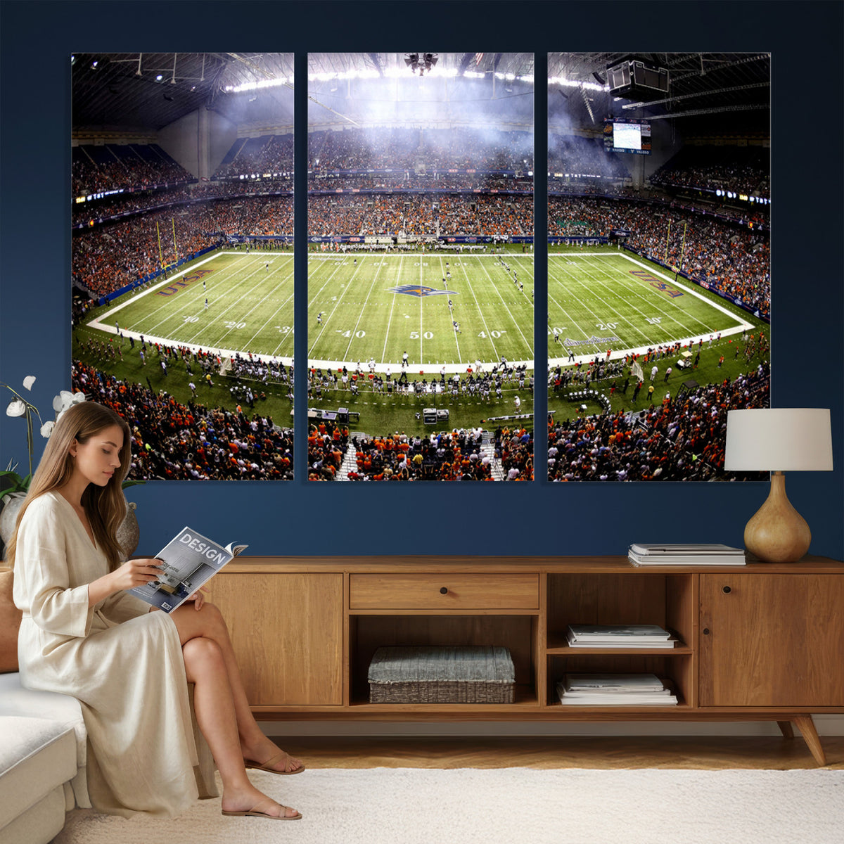 46972-MGV-CV-36X24 - The University of Texas at San Antonio Roadrunners Football Team Print, Framed and Ready to Hang