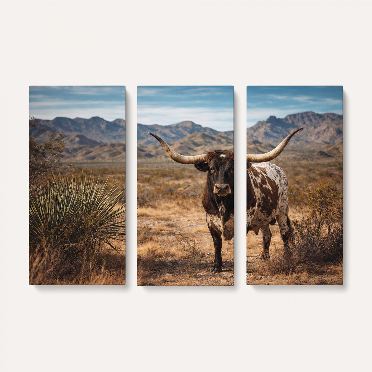 17622011S-MGV-CV-36X24 - Texas Longhorn Bull Wall Art Canvas Print, Western Farmhouse Cowboy Decor, Rustic Texas Ranch Cattle Artwork for Living Room Bedroom Office, Framed Wall Decor