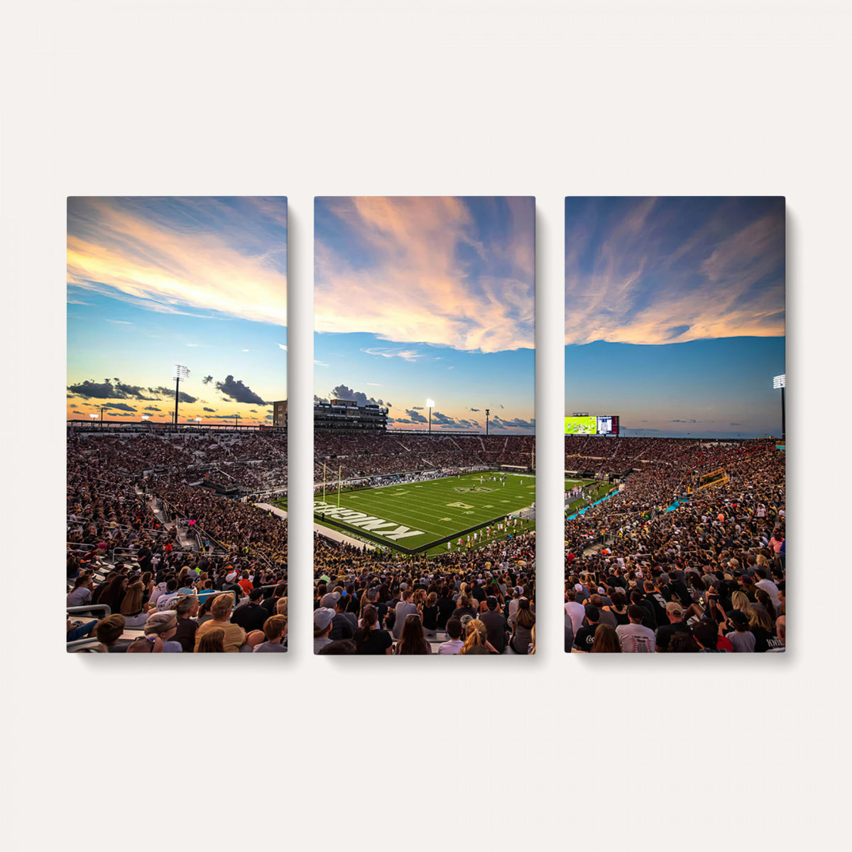 50243-MGV-CV-36X24 - UCF Knights Football Team Print - Orlando FBC Mortgage Stadium Wall Art Canvas Print