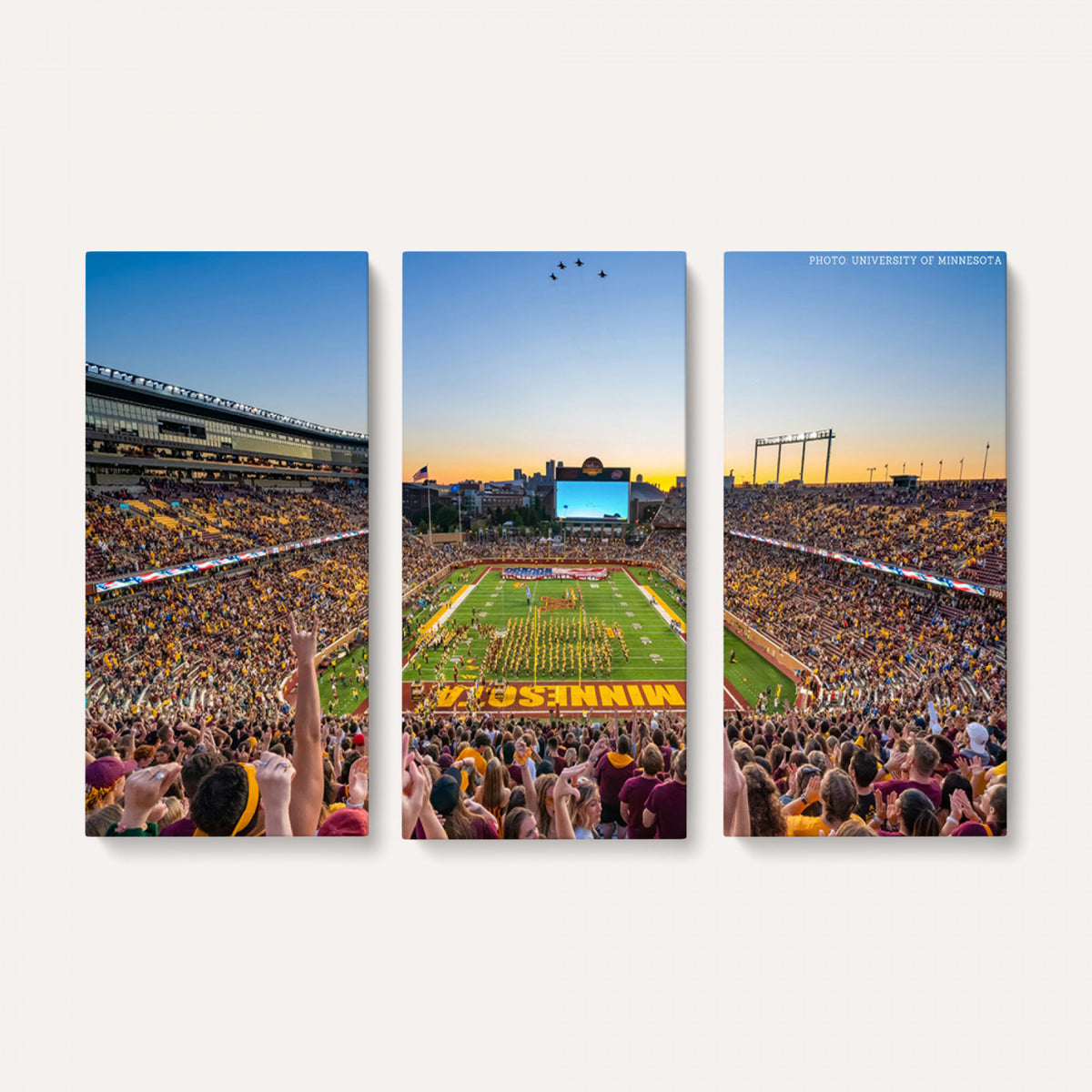63452-PAN-FL-20X10 - University of Minnesota Golden Gophers Football Team Print - Minneapolis Huntington Bank Stadium