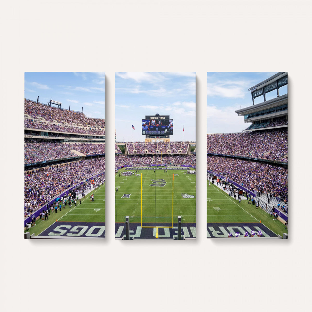 27650-PAN-FL-20X10 - TCU Horned Frogs Football Team Print - Fort Worth Amon G. Carter Stadium Wall Art Canvas Print