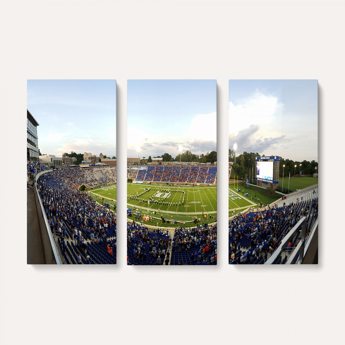 44850-MGV-CV-36X24 - The Duke University Blue Devils Football Team Print, Durham