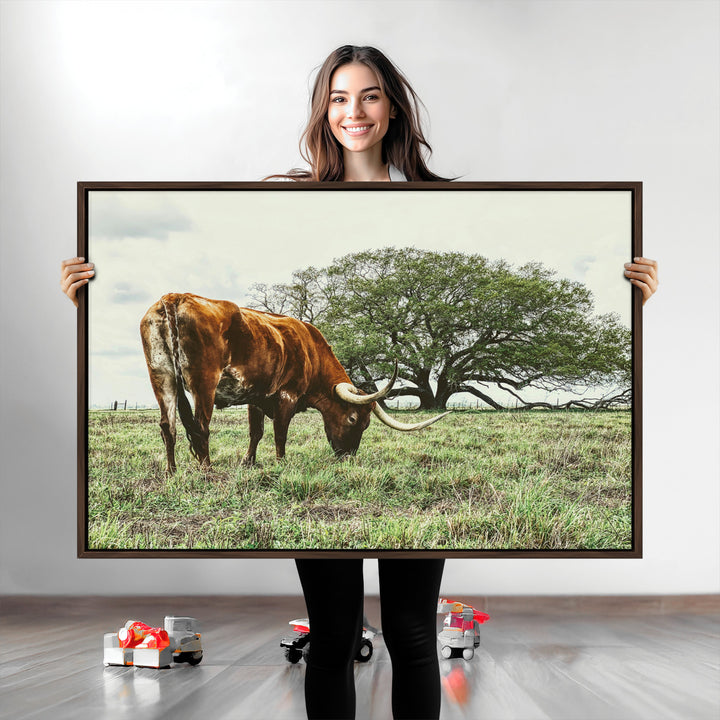 Texas Longhorn Wall Art Canvas Print, Framed Rustic Ranch Art Picture Print, Western Cattle Perfect Rustic Farmhouse Decor Artwork