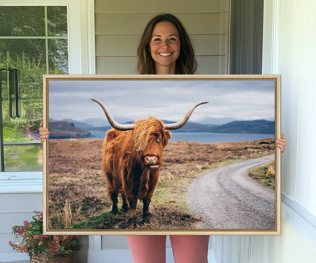 The Longhorn Highland Cow Canvas Wall Art is prominently displayed.