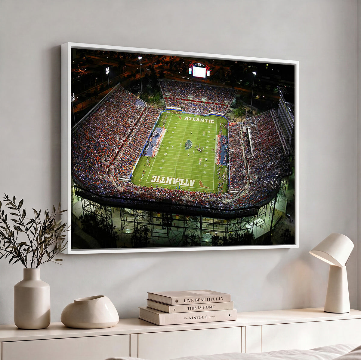 72354-MGV-CV-36X24 - Florida Atlantic University Owls Football Team Print - Boca Raton FAU Stadium Wall Art Canvas Print