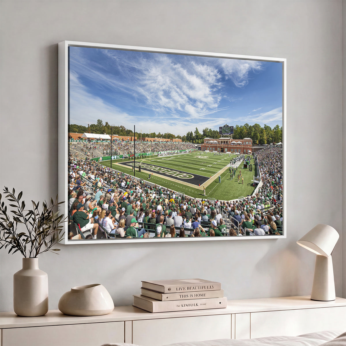67799-MGV-CV-36X24 - University of Charlotte 49ers Football Team Print - Charlotte Jerry Richardson Stadium Canvas Print