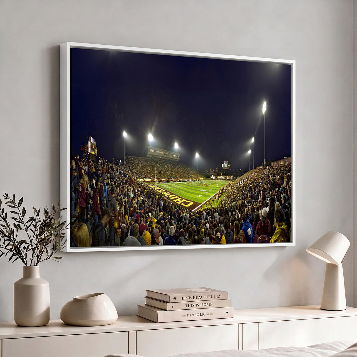 45619-MGV-CV-36X24 - Central Michigan University Chippewas Canvas Wall Art, Football Team Print - Mount Pleasant