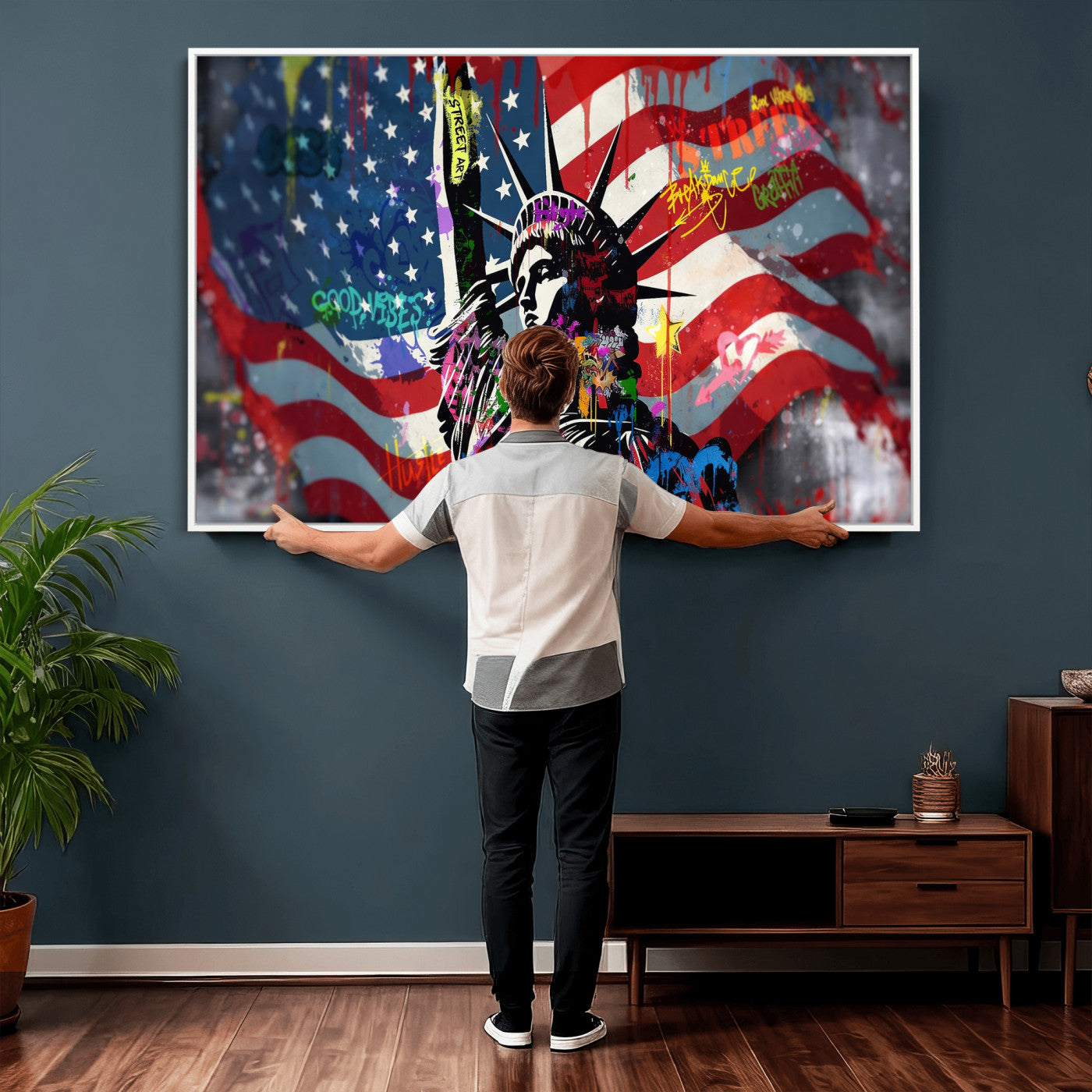 32151941-MGV-CV-36X24 - USA Statue of Liberty Graffiti Street Art Wall Art Canvas Print, American Flag Urban Pop Art Canvas Print, Modern Patriotic Street Art Contemporary Art Printing
