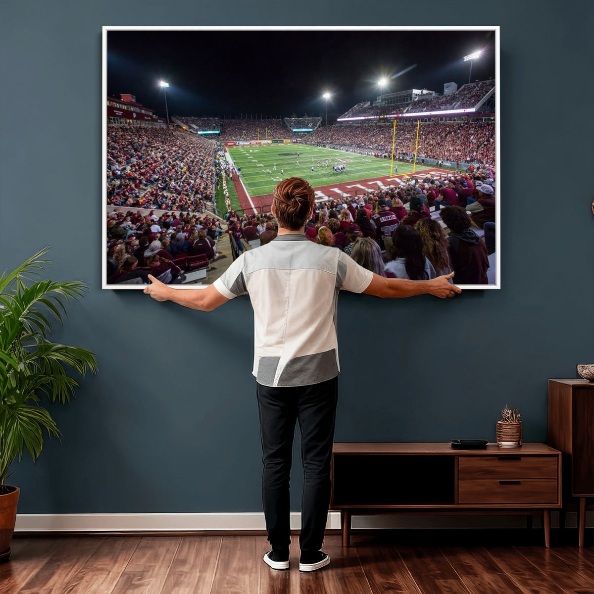 56191-MGV-CV-36X24 - Washington Grizzly Stadium American Football Wall Art Canvas Print, Sports Wall Art Print, Game Room Decor-1