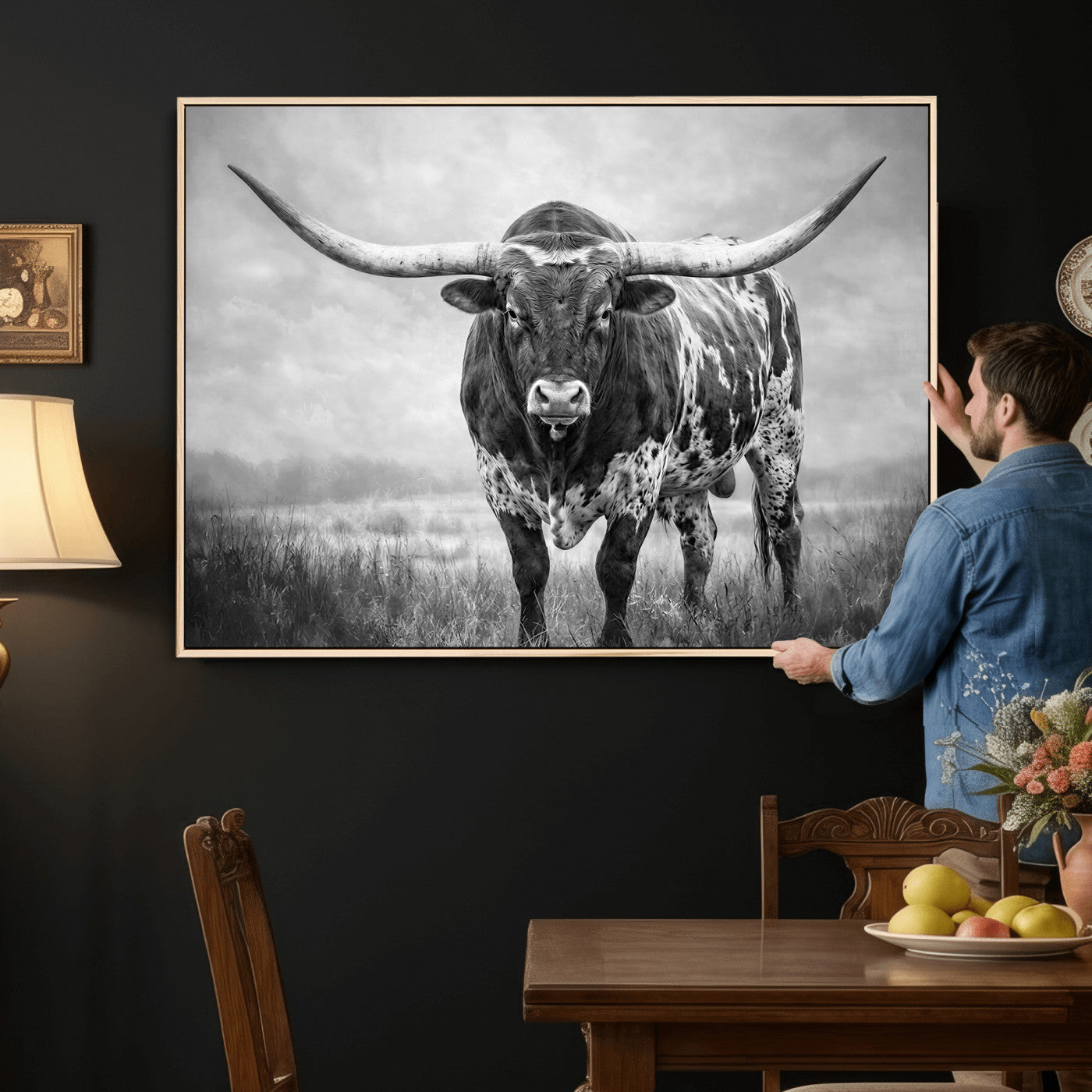 11121585-MGV-CV-36X24 - Texas Bull Wall Art Canvas Print for Farmhouse Restaurant Wall Decor
