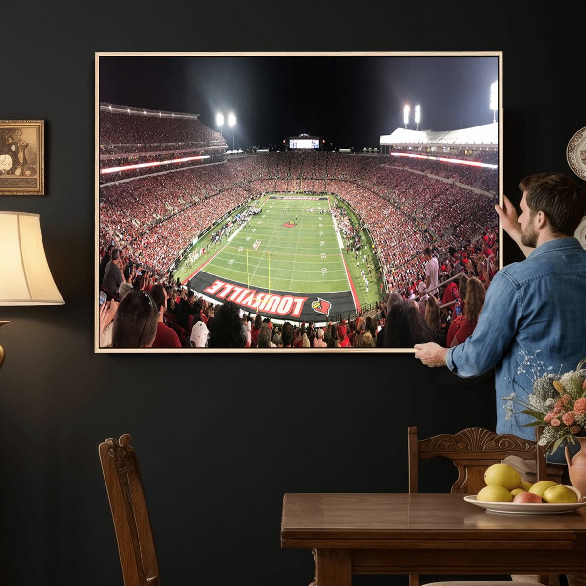 52267-MGV-CV-36X24 - University of Louisville Cardinals Football Team Print - Louisville Cardinal Stadium Wall Art Canvas