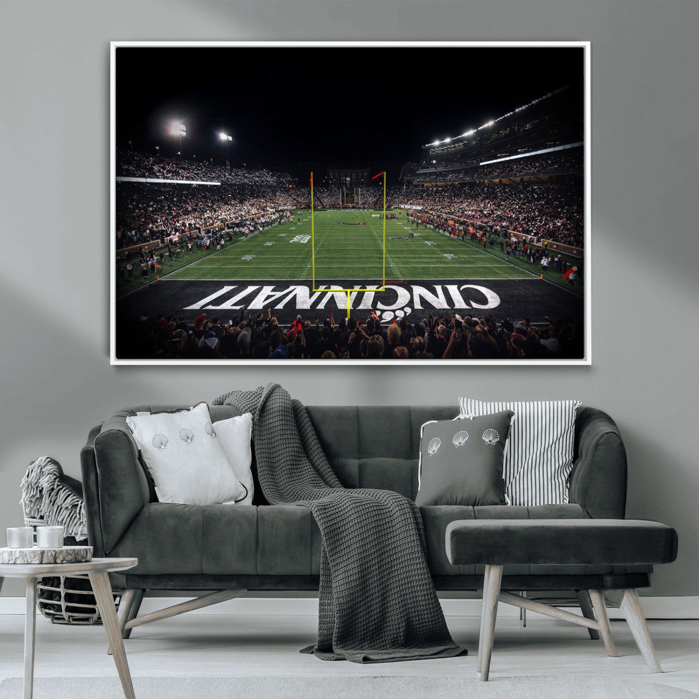 MGV-FC-36X24 - Cincinnati Bearcats Football Team Print - Nippert Stadium Wall Art Canvas Print