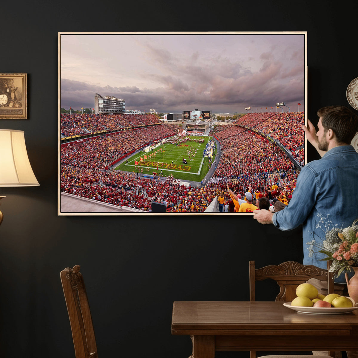 50373-MGV-CV-36X24 - Iowa State University Cyclones Football Team Print, Ames