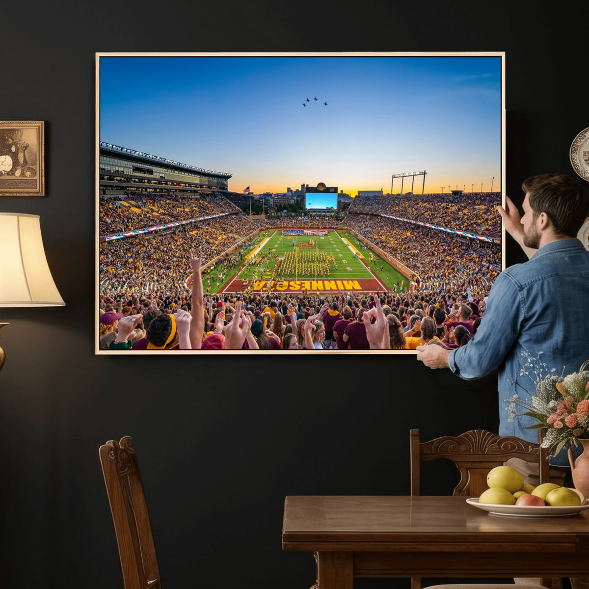 84421-MGV-CV-36X24 - University of Minnesota Golden Gophers Art Print, Football Team Print - Minneapolis Huntington Bank