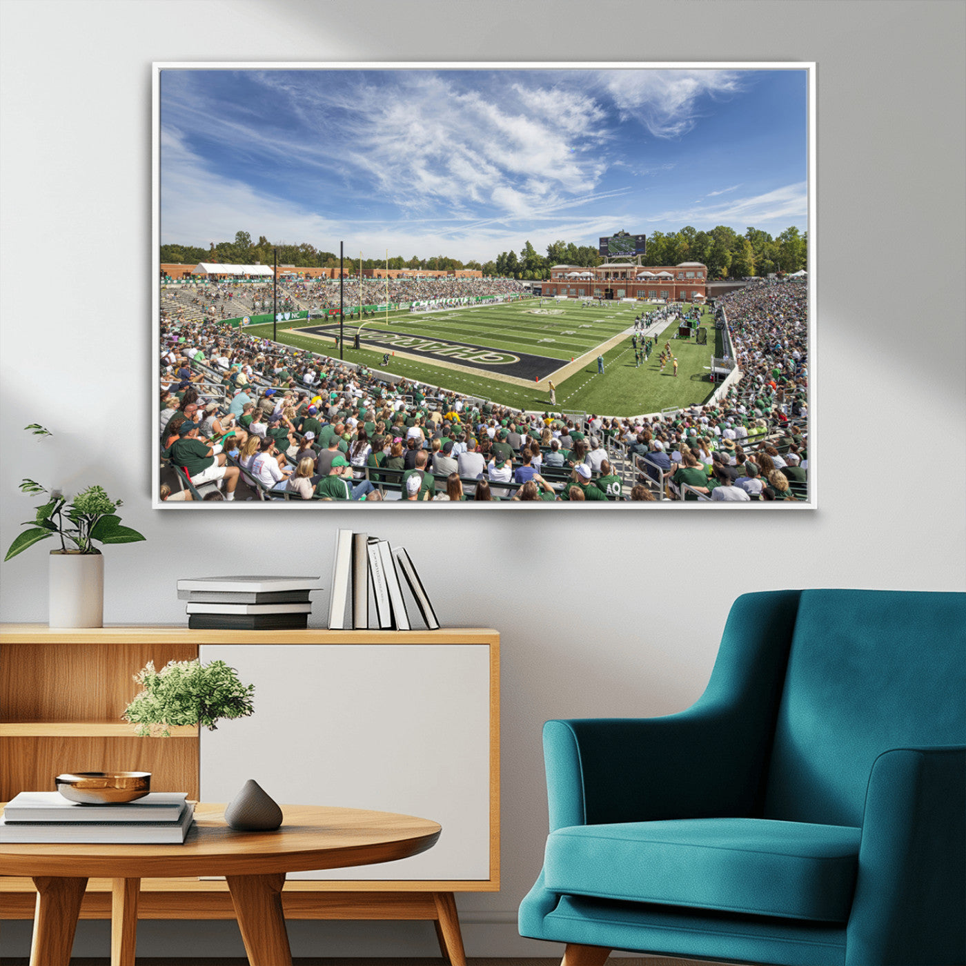 MGV-FC-36X24 - University of Charlotte 49ers Football Team Print - Charlotte Jerry Richardson Stadium Canvas Print
