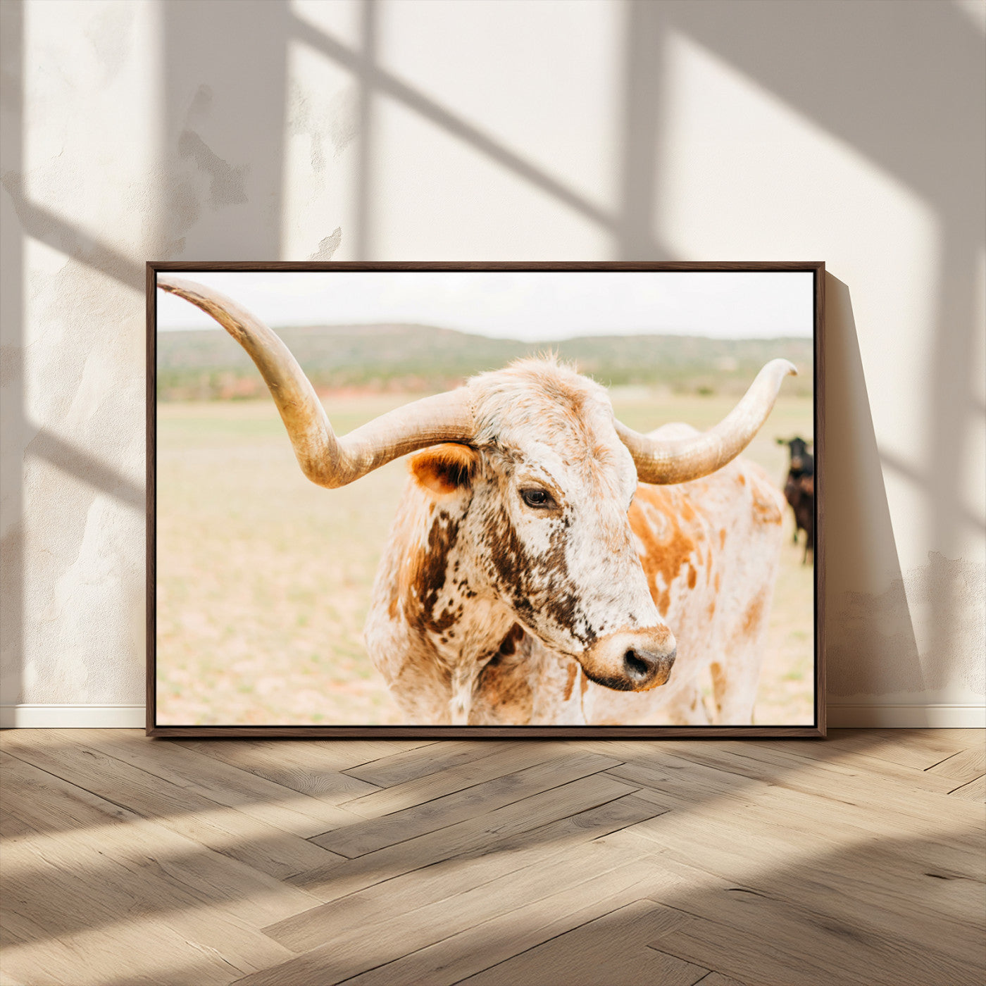 MGV-FC-36X24 - Texas Longhorn Wall Art Canvas Print, Framed Speckled Cow Art Picture Print, Rustic Bull Perfect Rustic Western Decor Artwork