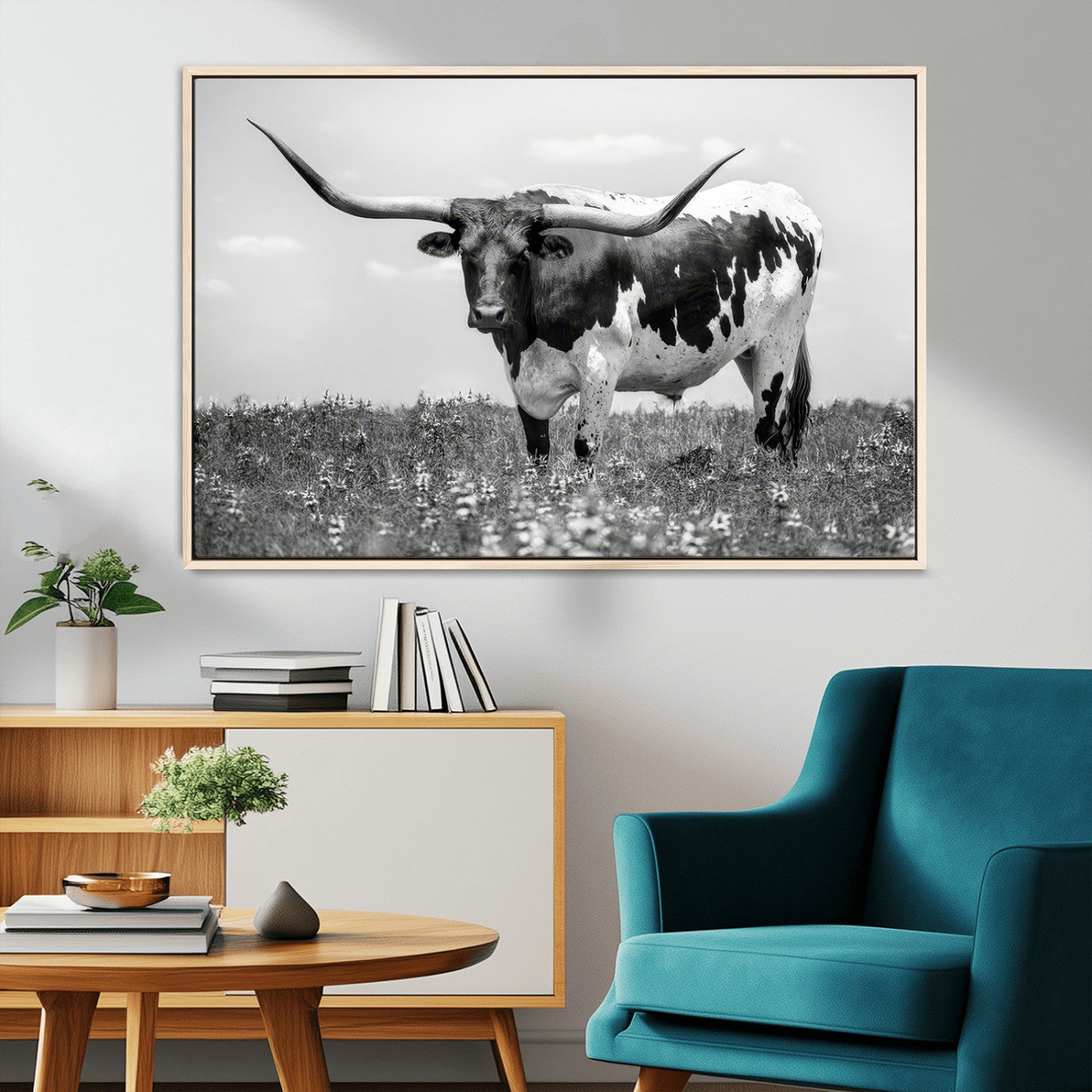 -Texas Black White Highland Longhorn Cow Wall Art Canvas Print