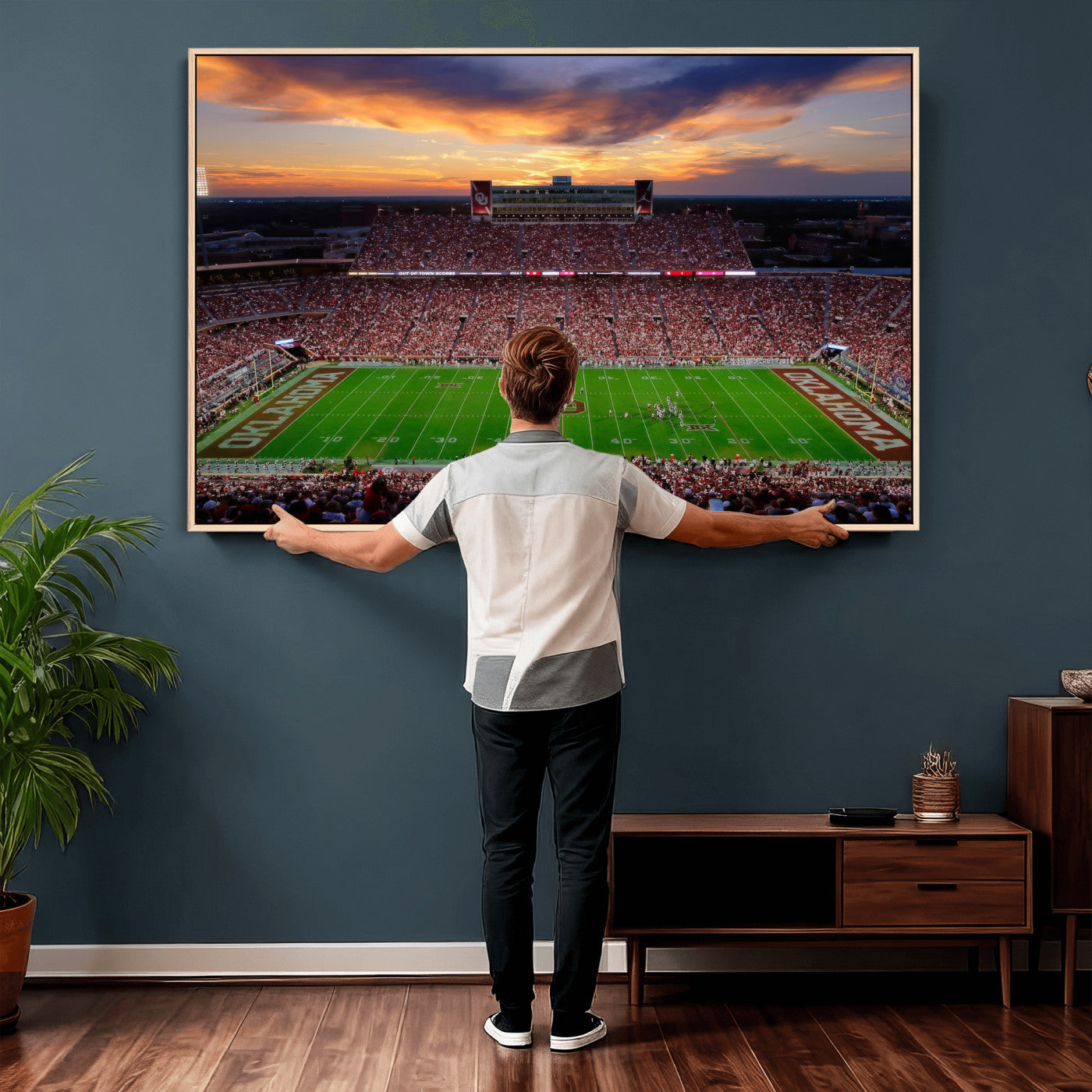 51457497-MGV-CV-36X24 - Oklahoma Sooners Stadium Wall Art Canvas Print, College Football Sunset Game Scene, OU Football Field Panorama Wall Decor