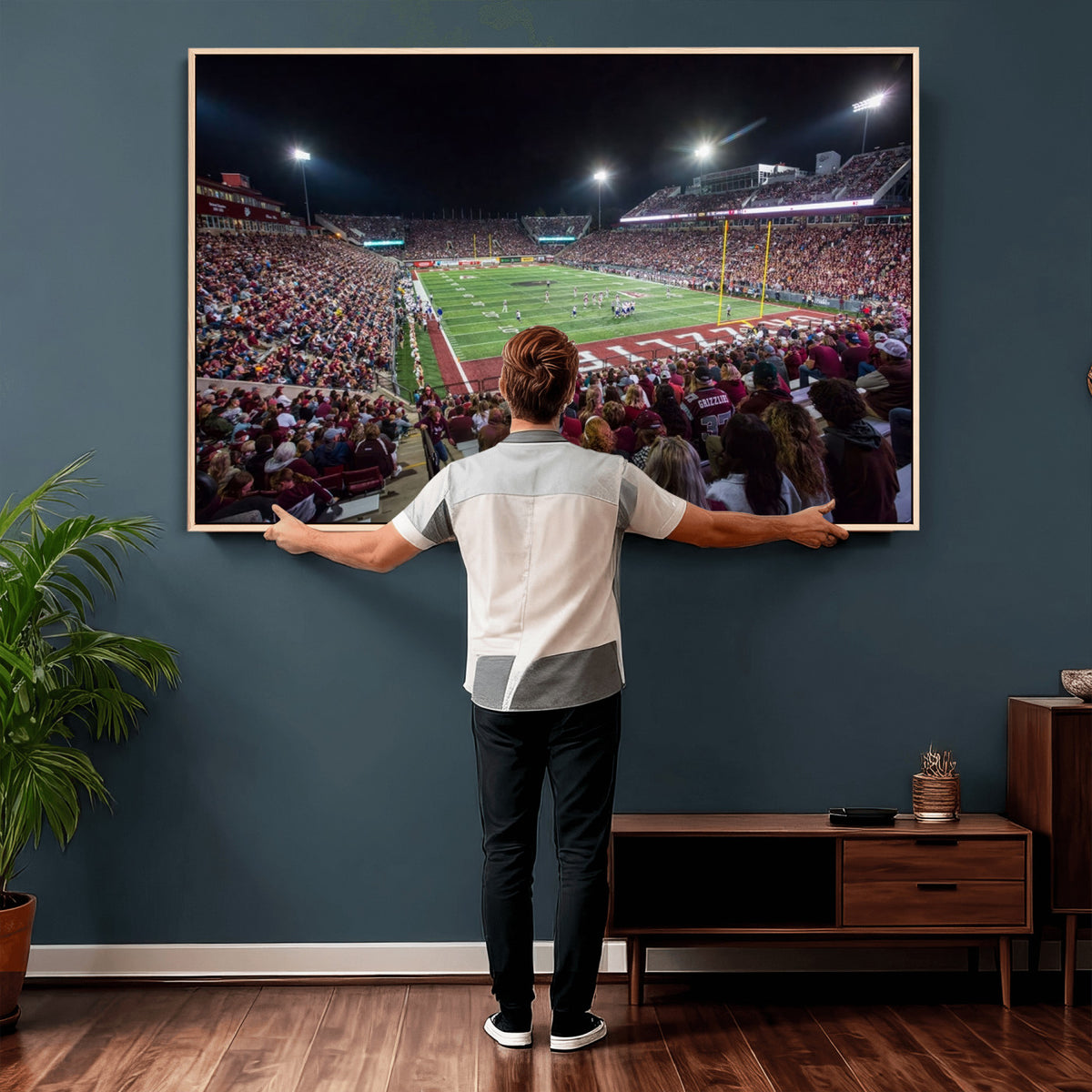 56191-MGV-CV-36X24 - Washington Grizzly Stadium American Football Wall Art Canvas Print, Sports Wall Art Print, Game Room Decor-1
