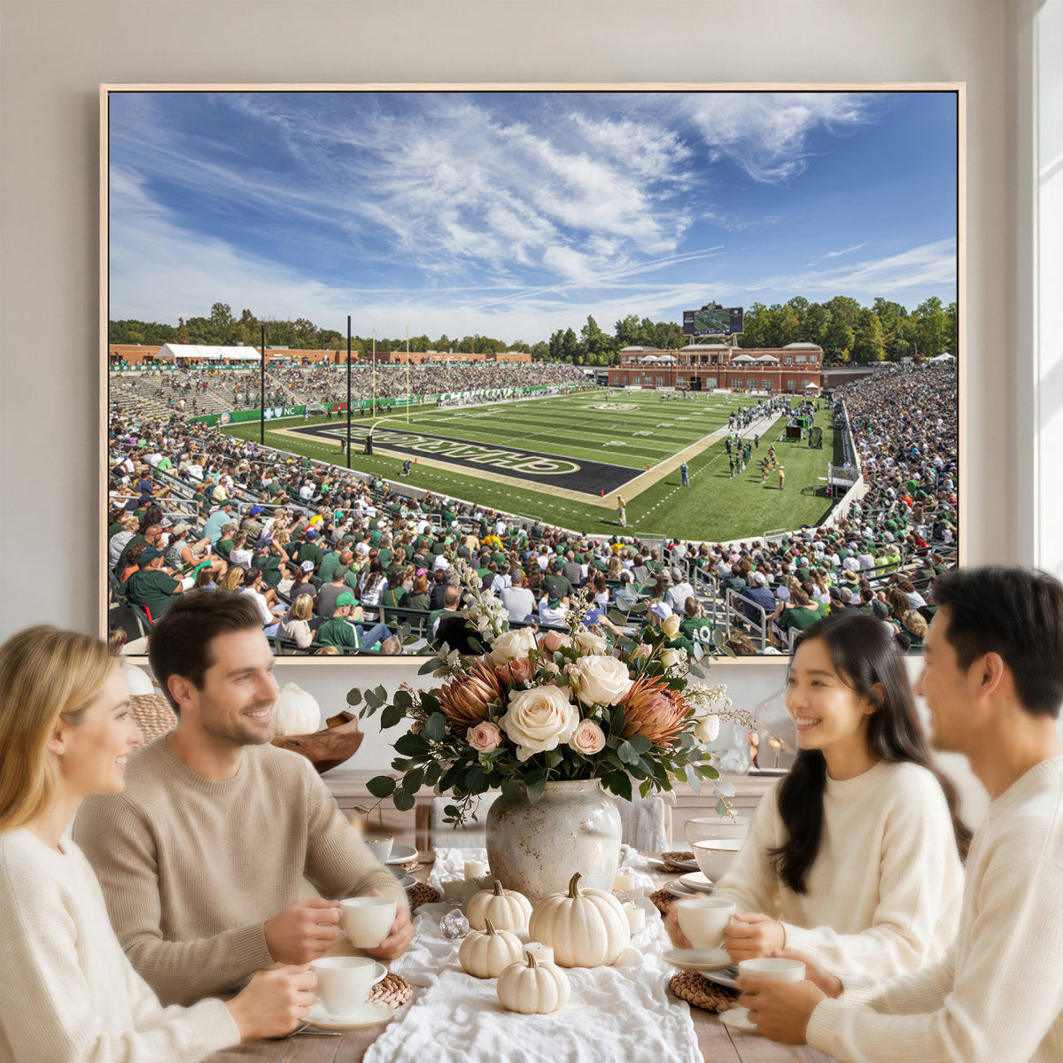 67799-MGV-CV-36X24 - University of Charlotte 49ers Football Team Print - Charlotte Jerry Richardson Stadium Canvas Print