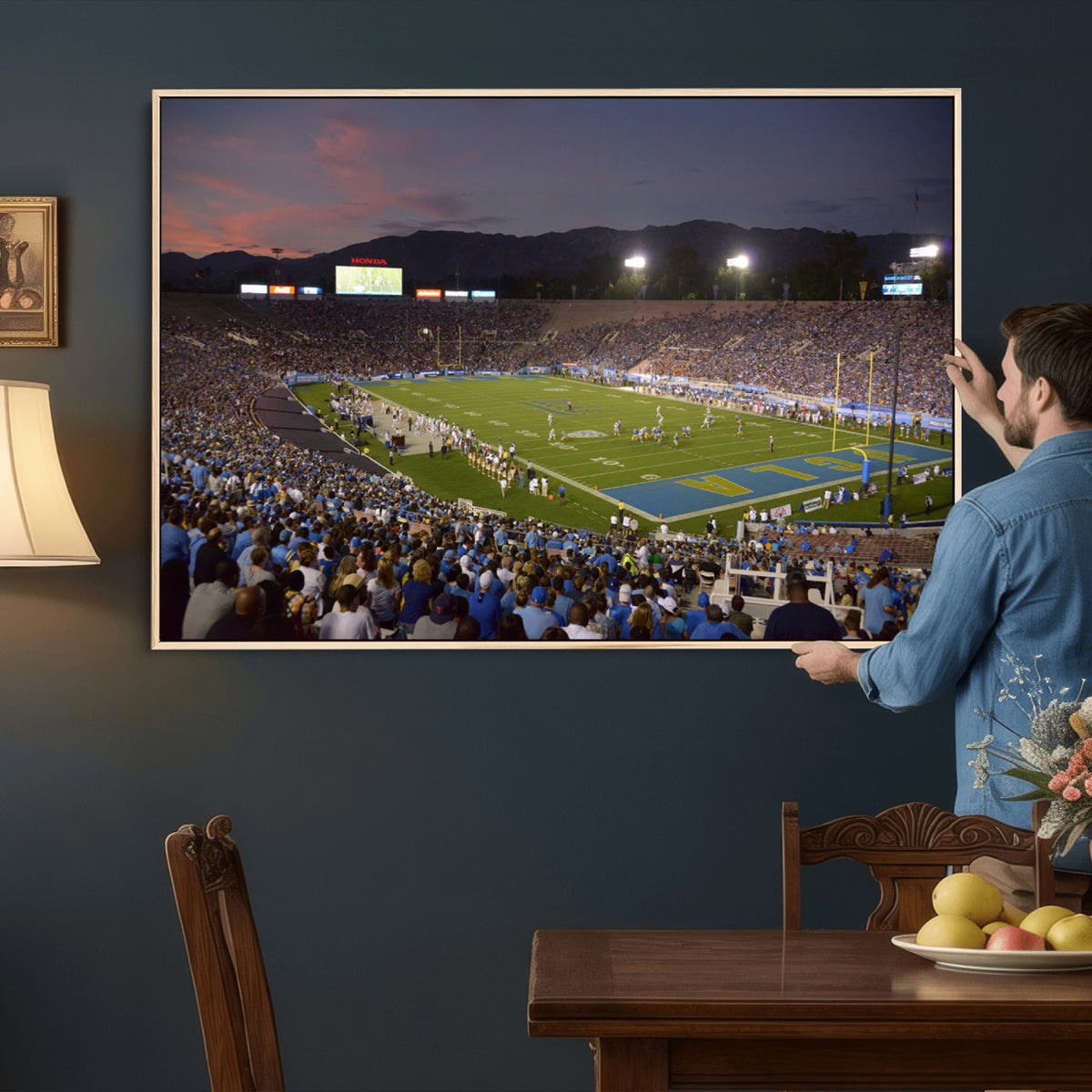 90359-MGV-CV-36X24 - UCLA Bruins Football Team Print - Pasadena Rose Bowl Stadium Wall Art Canvas Print