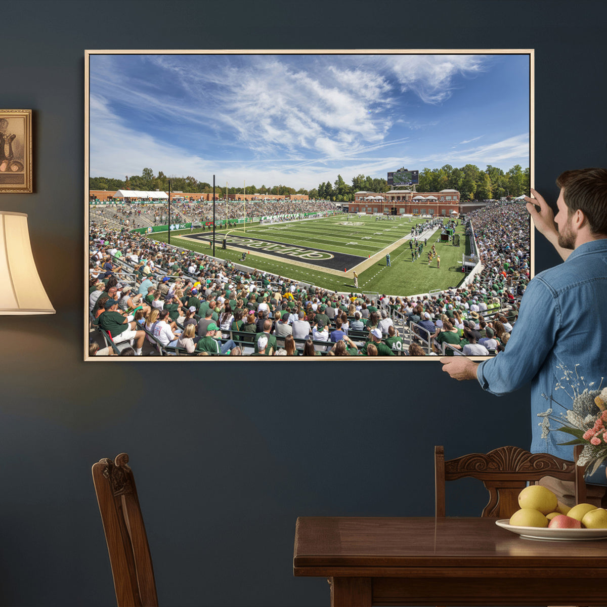 67799-MGV-CV-36X24 - University of Charlotte 49ers Football Team Print - Charlotte Jerry Richardson Stadium Canvas Print