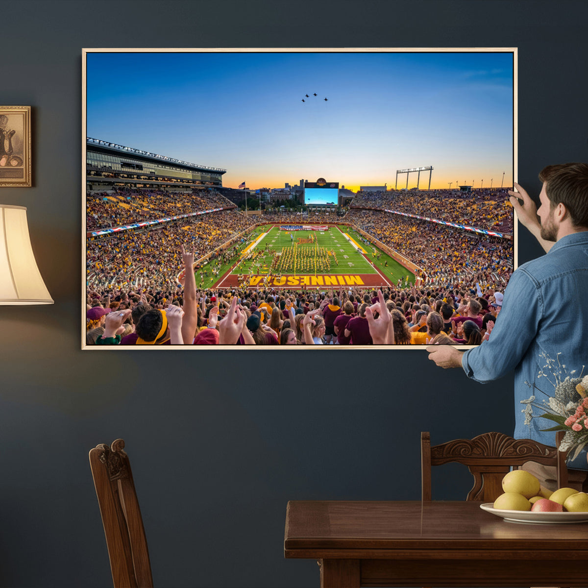 84421-MGV-CV-36X24 - University of Minnesota Golden Gophers Art Print, Football Team Print - Minneapolis Huntington Bank