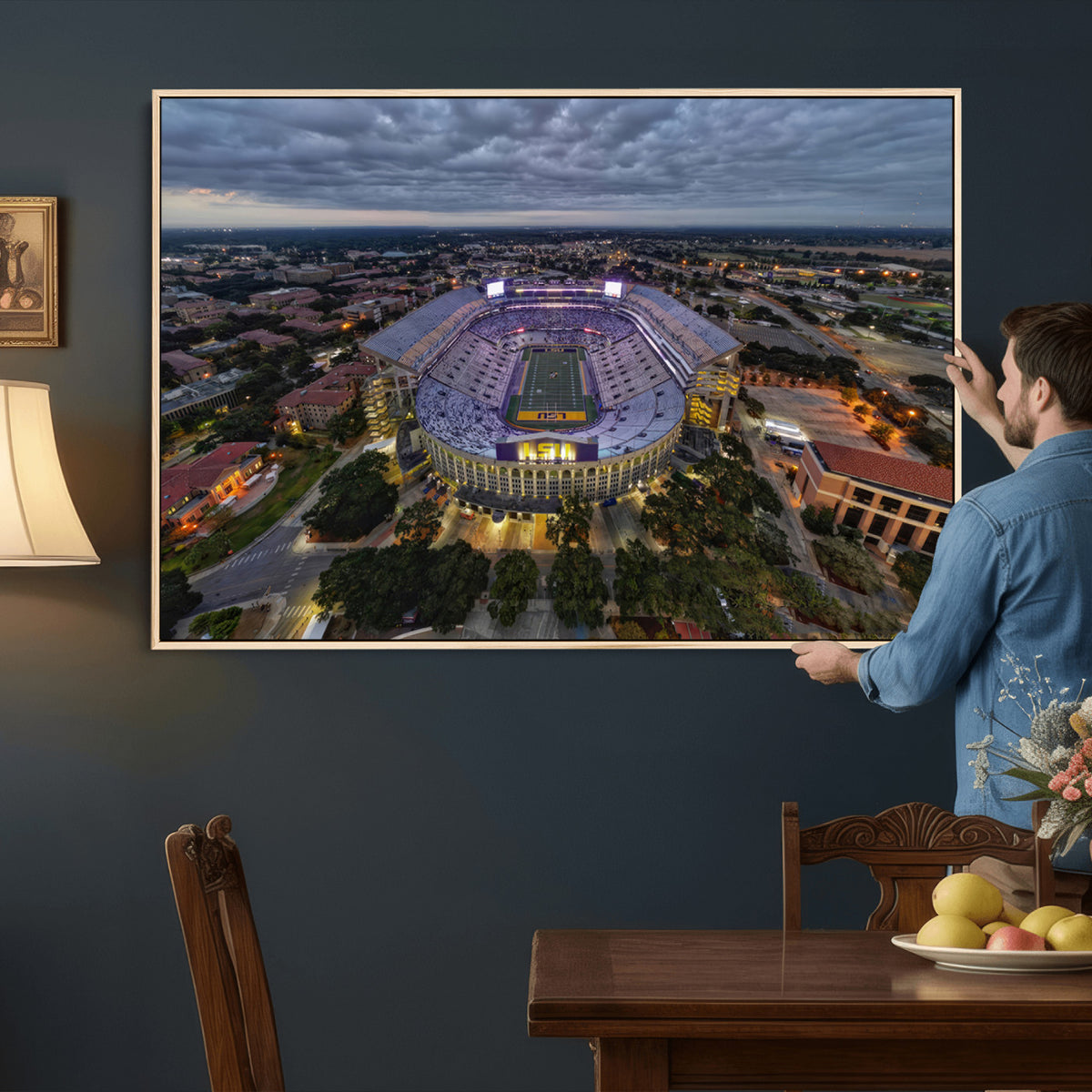 77405-MGV-CV-36X24 - The Louisiana State University Tigers Football Team Print