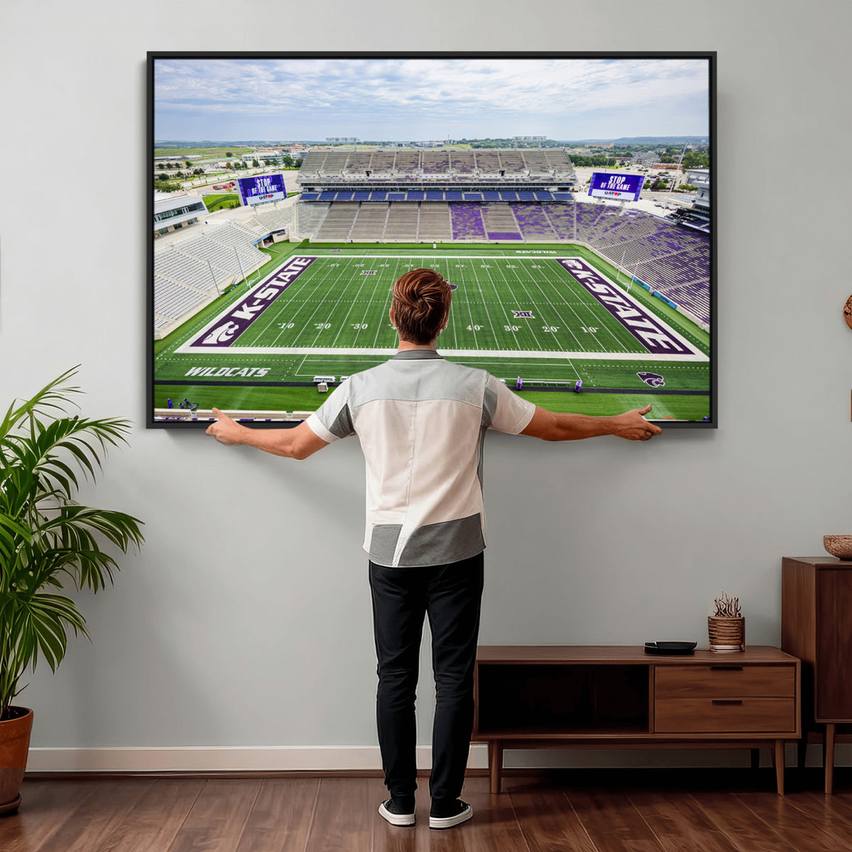 29452-MGV-CV-36X24 - KState Wildcats Football Team Print - Manhattan Bill Snyder Family Football Stadium Wall Art Canvas