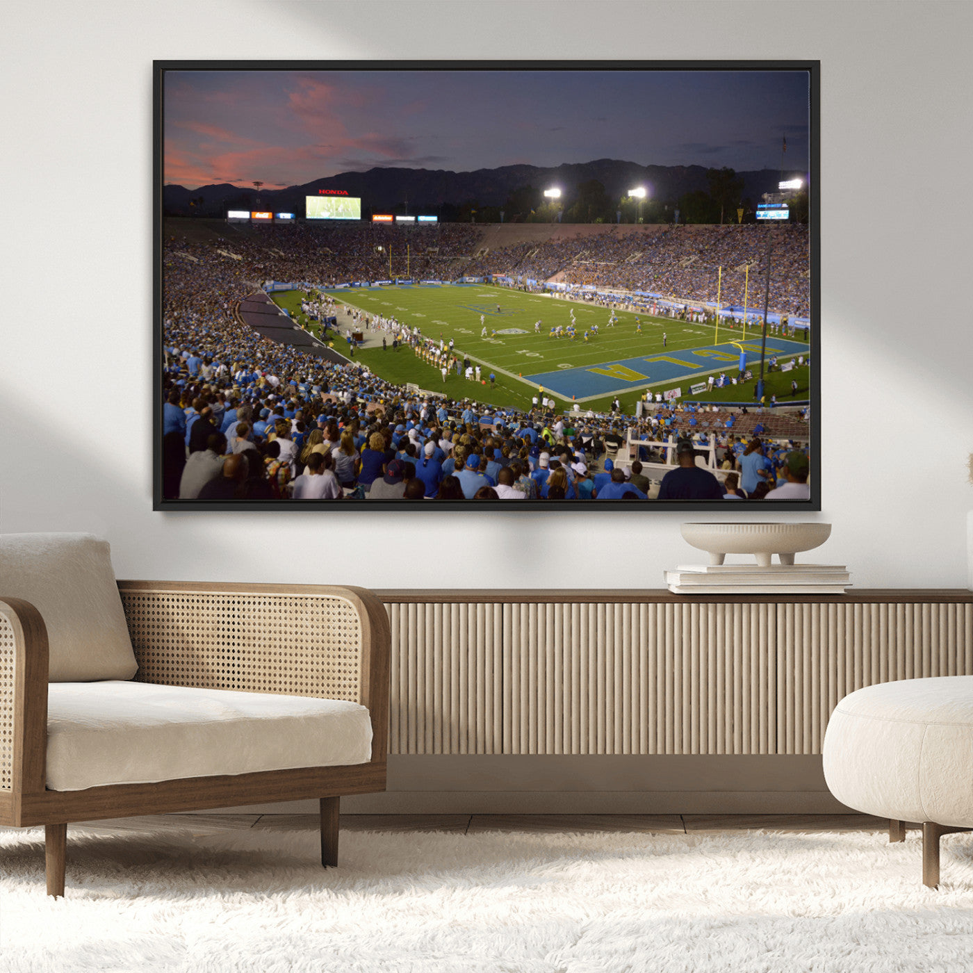 MGV-FC-36X24 - UCLA Bruins Football Team Print - Pasadena Rose Bowl Stadium Wall Art Canvas Print