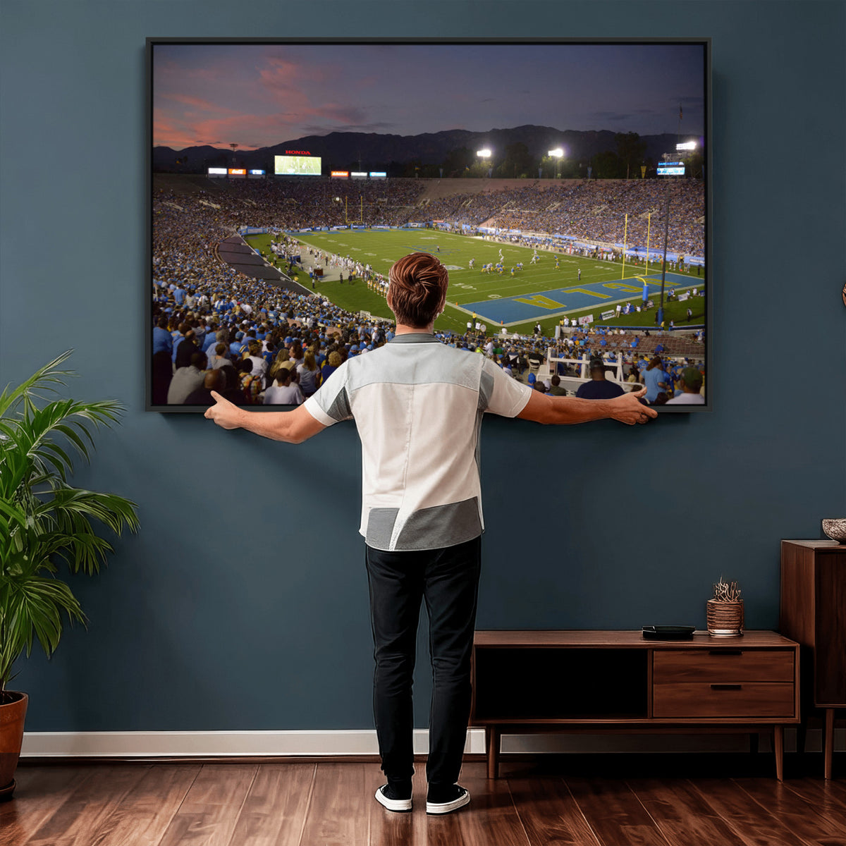 90359-MGV-CV-36X24 - UCLA Bruins Football Team Print - Pasadena Rose Bowl Stadium Wall Art Canvas Print
