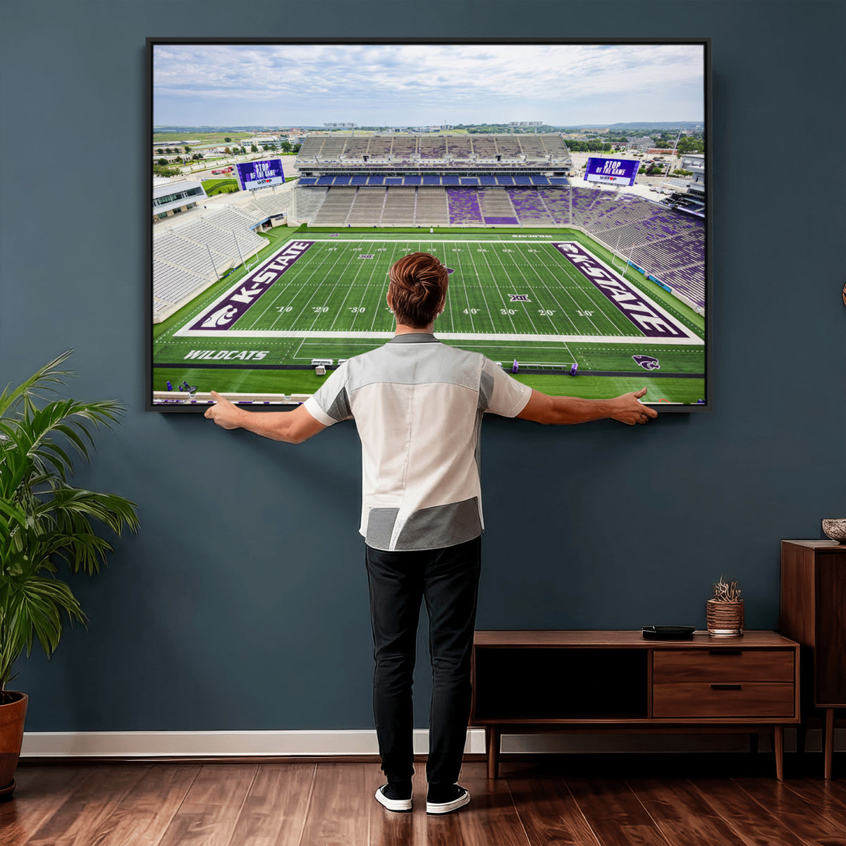 29452-MGV-CV-36X24 - KState Wildcats Football Team Print - Manhattan Bill Snyder Family Football Stadium Wall Art Canvas
