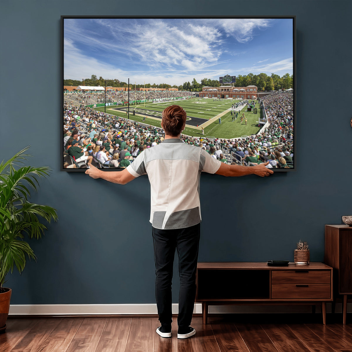67799-MGV-CV-36X24 - University of Charlotte 49ers Football Team Print - Charlotte Jerry Richardson Stadium Canvas Print