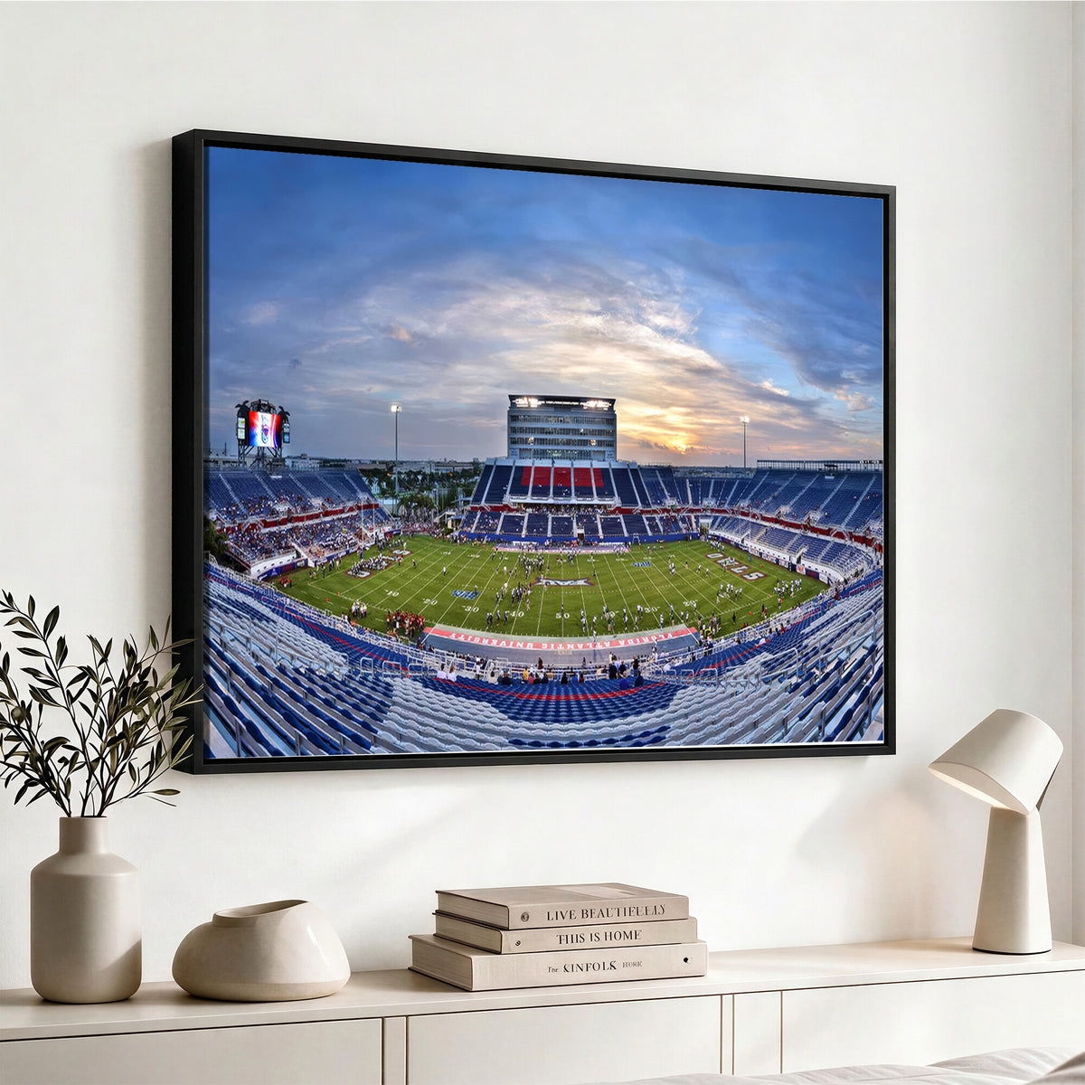 69559-MGV-CV-36X24 - Florida Atlantic University Owls Football Team Print - Boca Raton FAU Stadium Wall Art Canvas Print