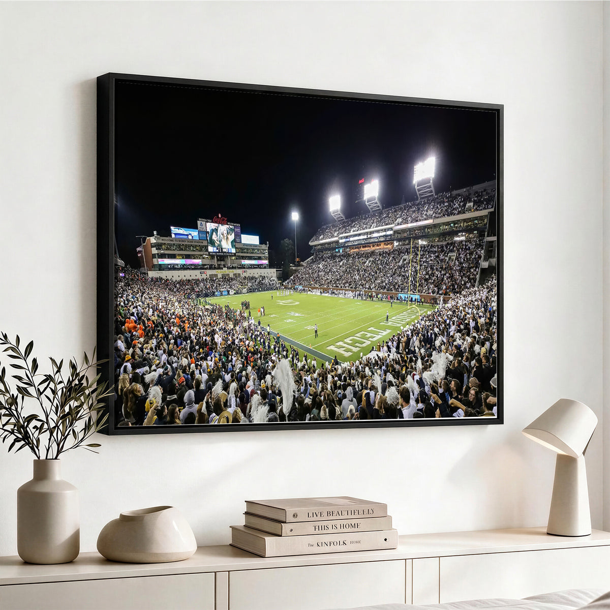 49339-MGV-CV-36X24 - Georgia Tech Yellow Jackets Football Team Print, Atlanta