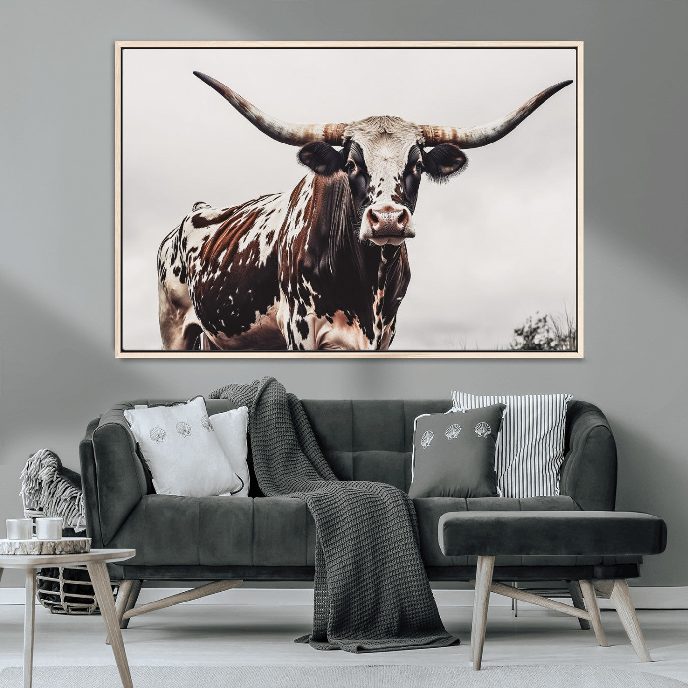 MGV-FC-36X24 - Texas Longhorn Wall Art Canvas Print, Framed Spotted Bull Art Picture Print, Horned Cattle Perfect Rustic Farmhouse Decor Artwork