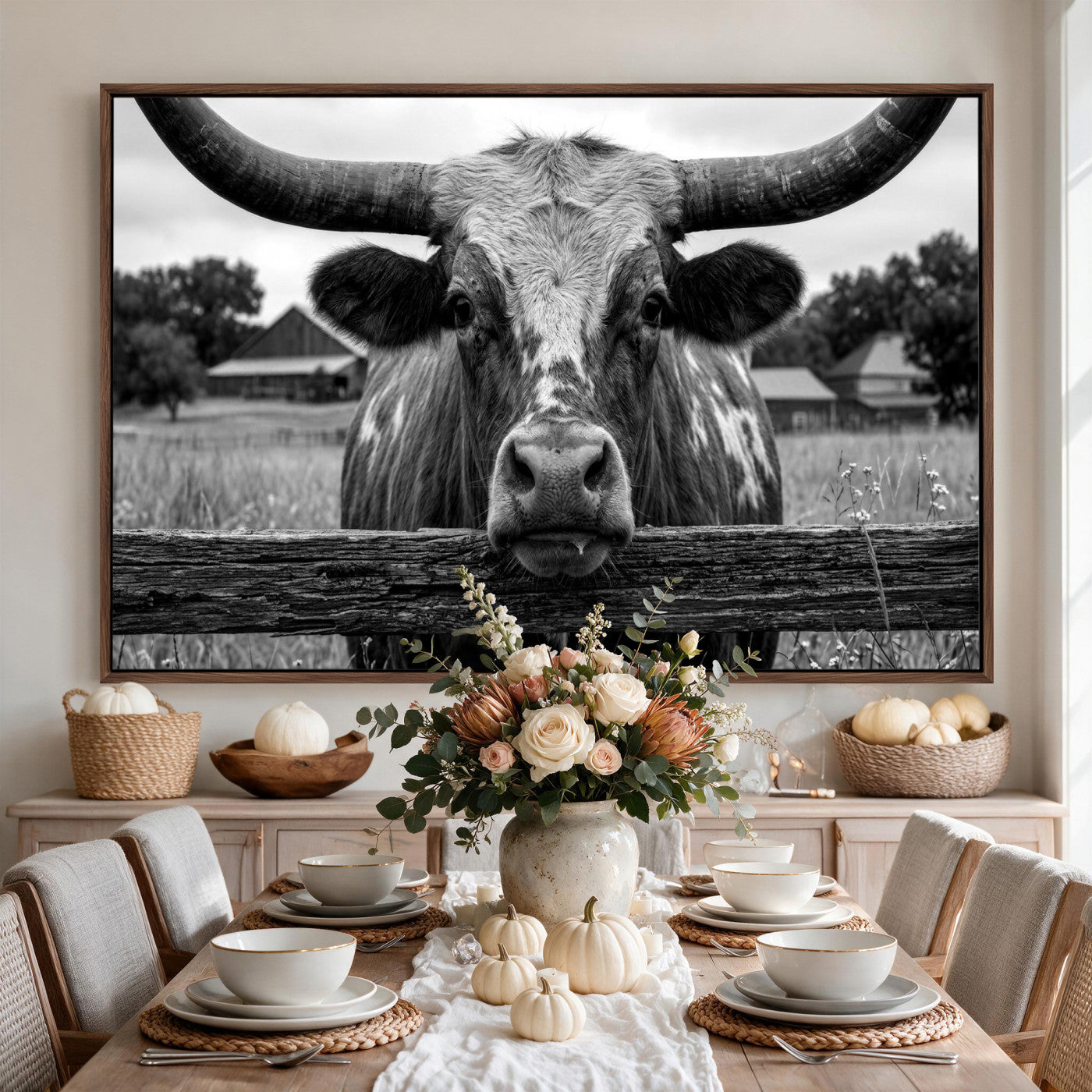 59378683B-MGV-CV-36X24 - Black White Texas Longhorn Bull Canvas Wall Art, Western Ranch Cattle Photography Print, Rustic Farmhouse Cowboy Decor Artwork