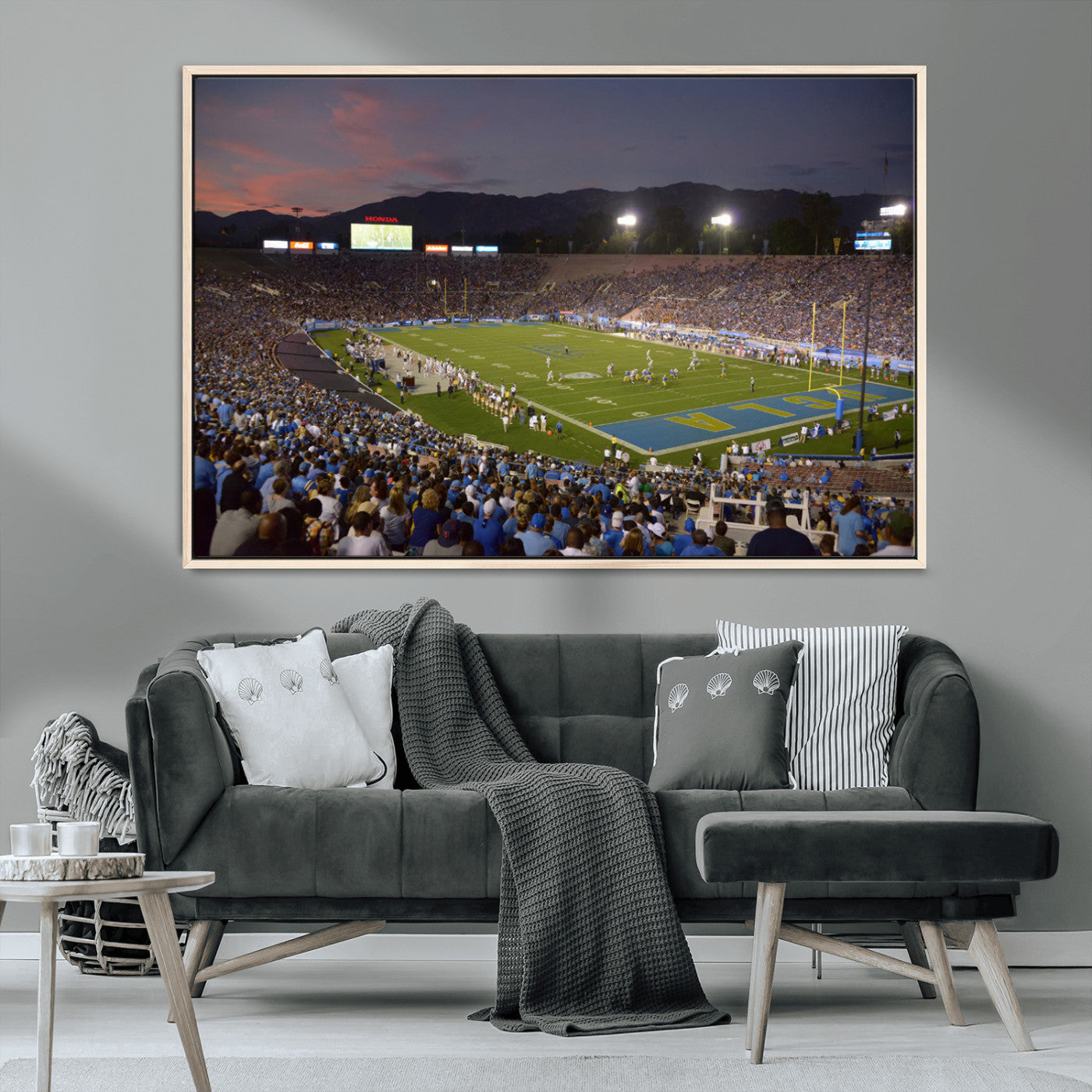 MGV-FC-36X24 - UCLA Bruins Football Team Print - Pasadena Rose Bowl Stadium Wall Art Canvas Print