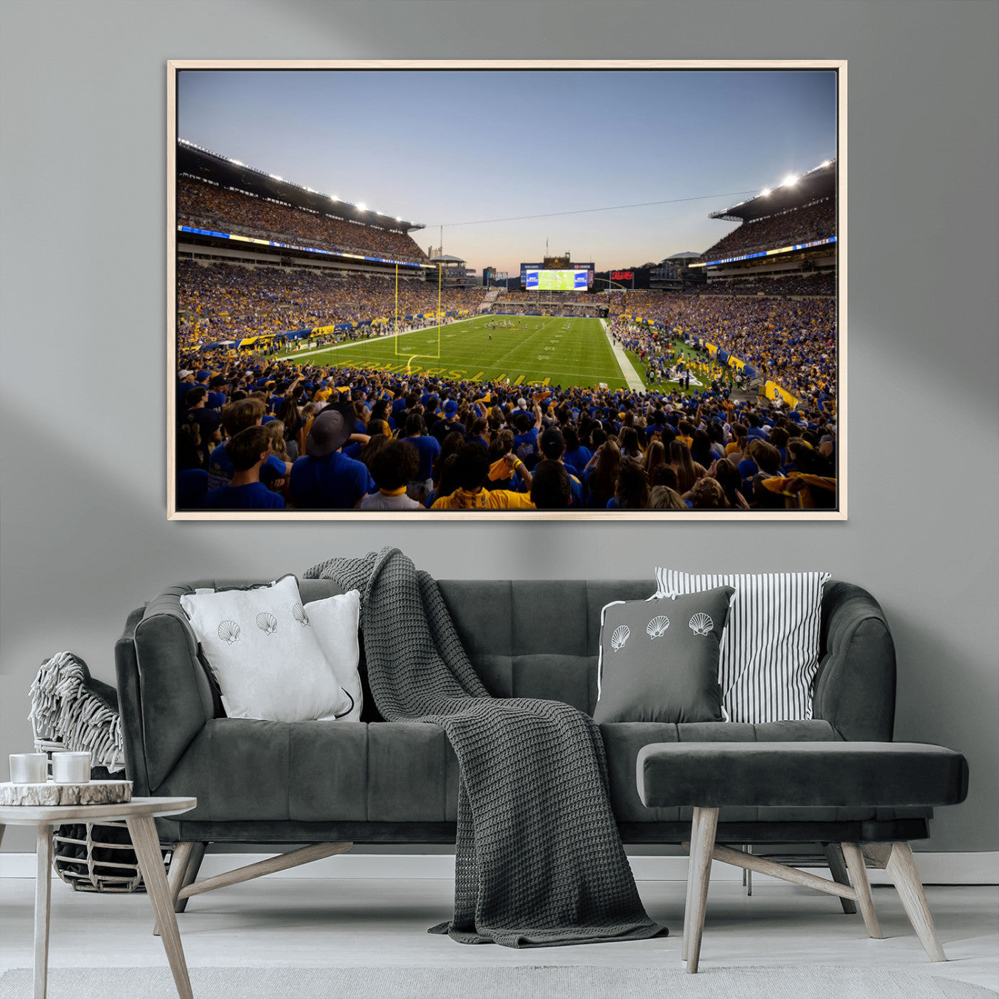 MGV-FC-36X24 - Pittsburgh Panthers Football Team Print - Pittsburgh Acrisure Stadium Wall Art Canvas Print
