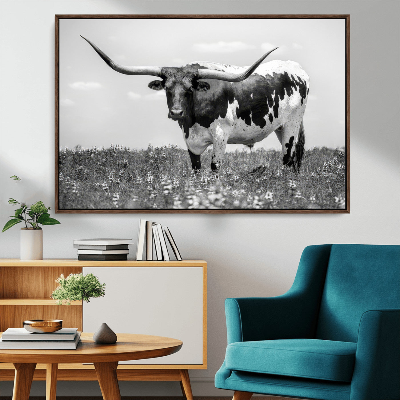 -Texas Black White Highland Longhorn Cow Wall Art Canvas Print