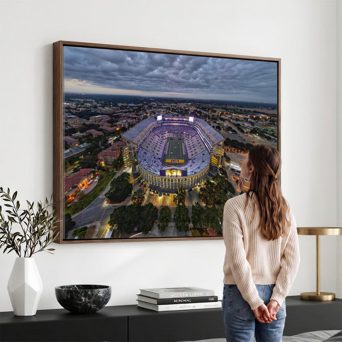 77405-MGV-CV-36X24 - The Louisiana State University Tigers Football Team Print