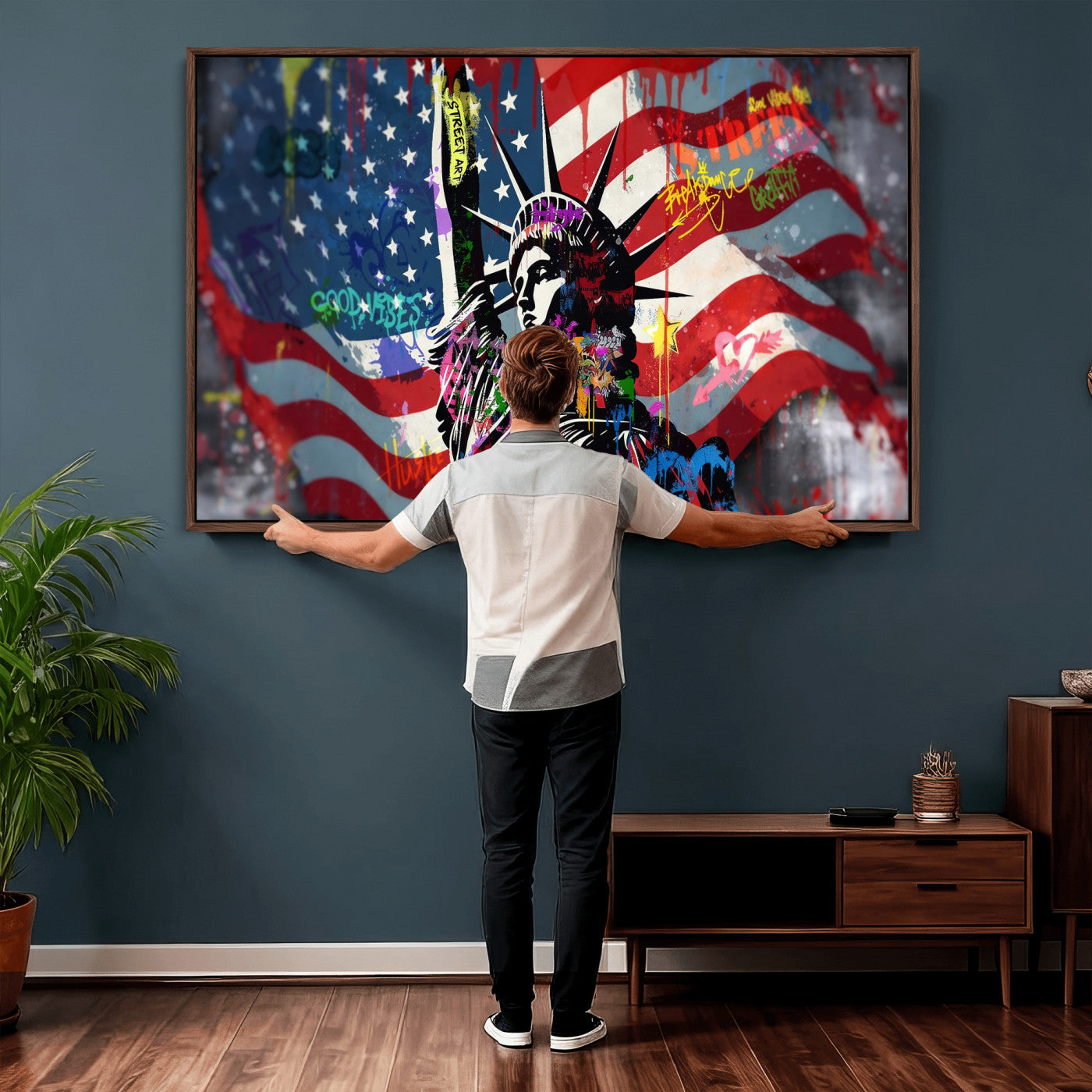32151941-MGV-CV-36X24 - USA Statue of Liberty Graffiti Street Art Wall Art Canvas Print, American Flag Urban Pop Art Canvas Print, Modern Patriotic Street Art Contemporary Art Printing